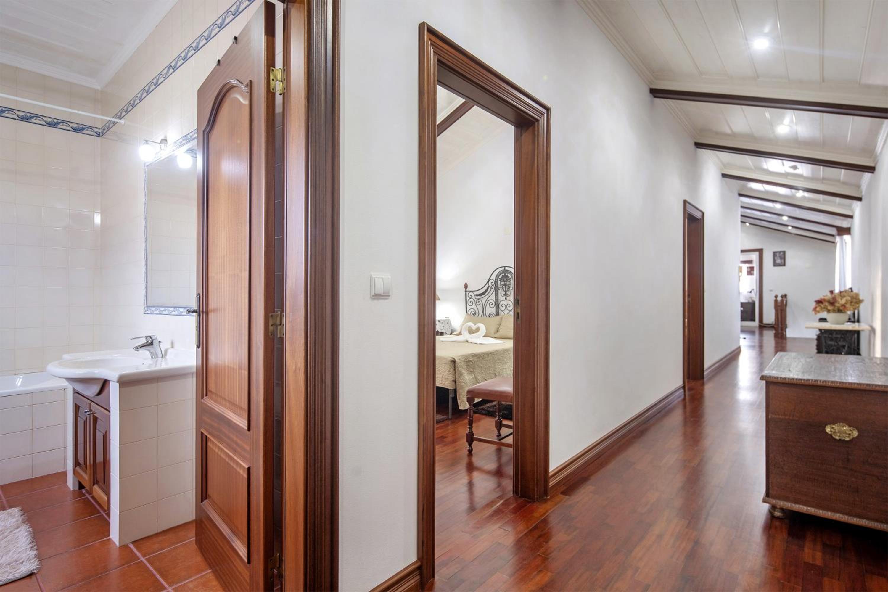 Bettencourt 2 Rooms
