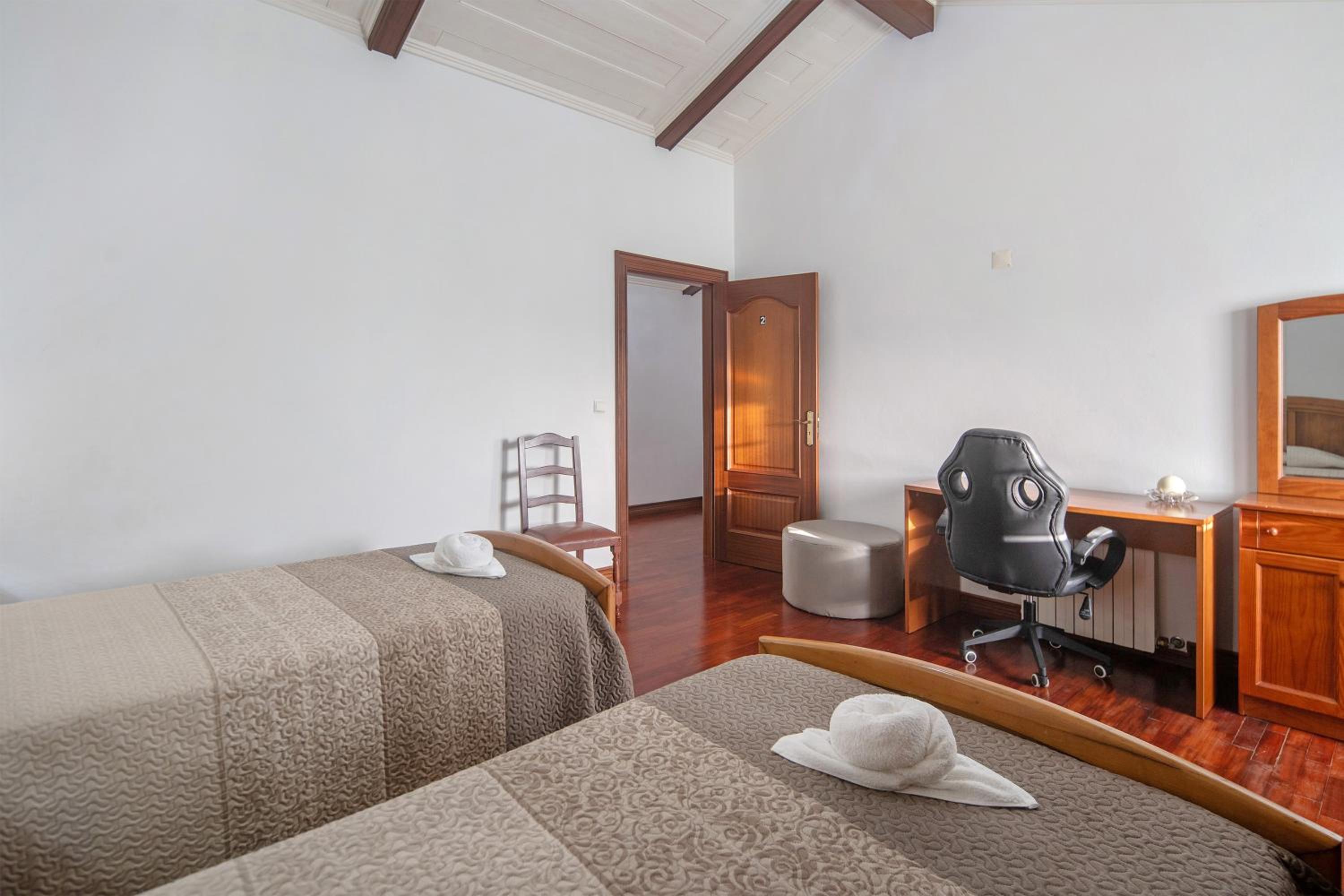 Bettencourt 2 Rooms