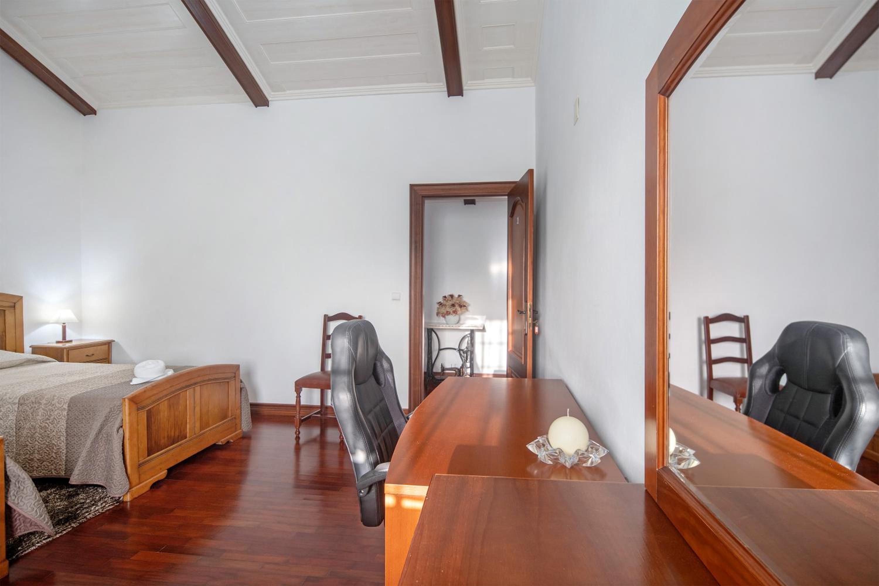 Bettencourt 2 Rooms