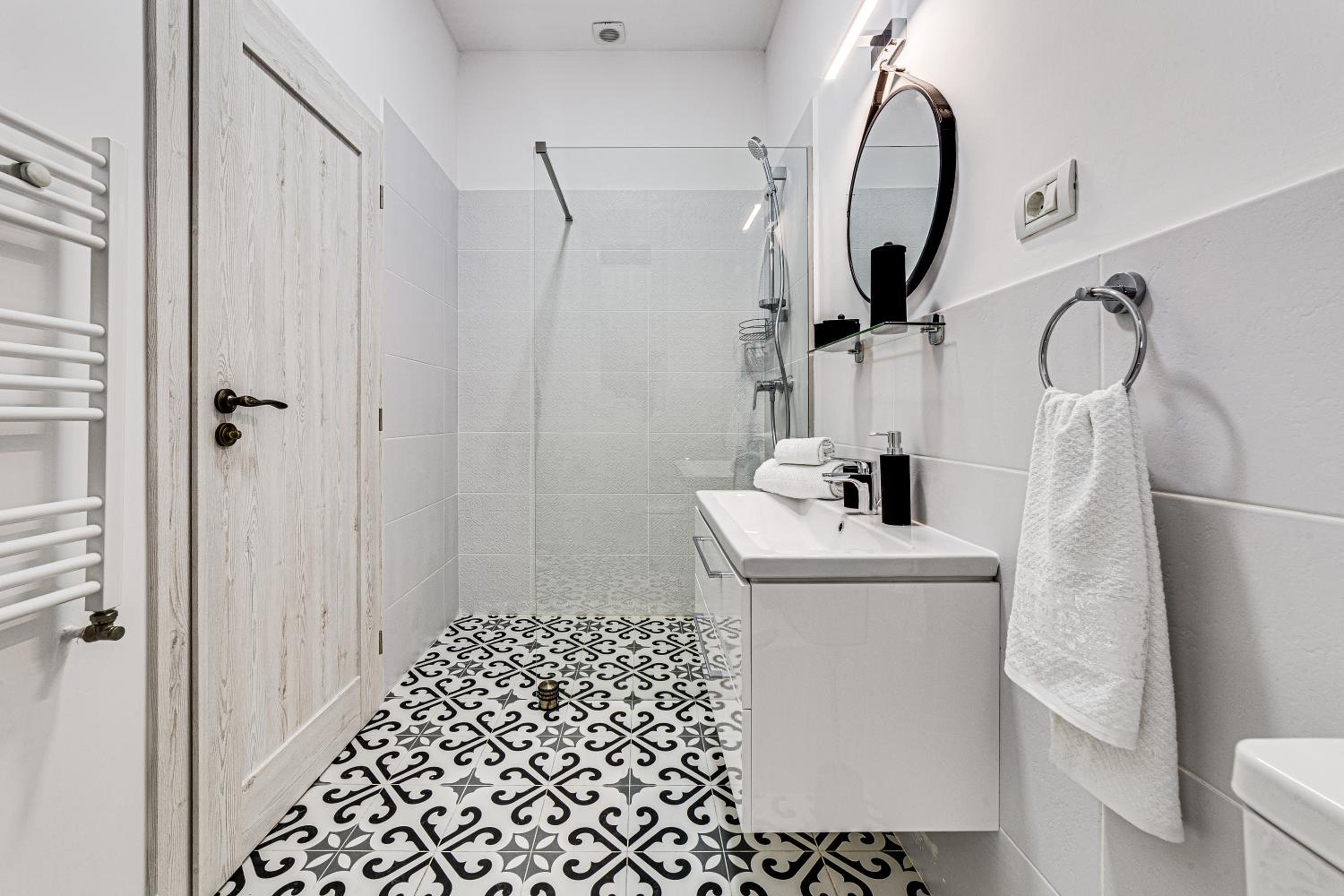 ARI Central Grand Apartments - Luxurious Stay