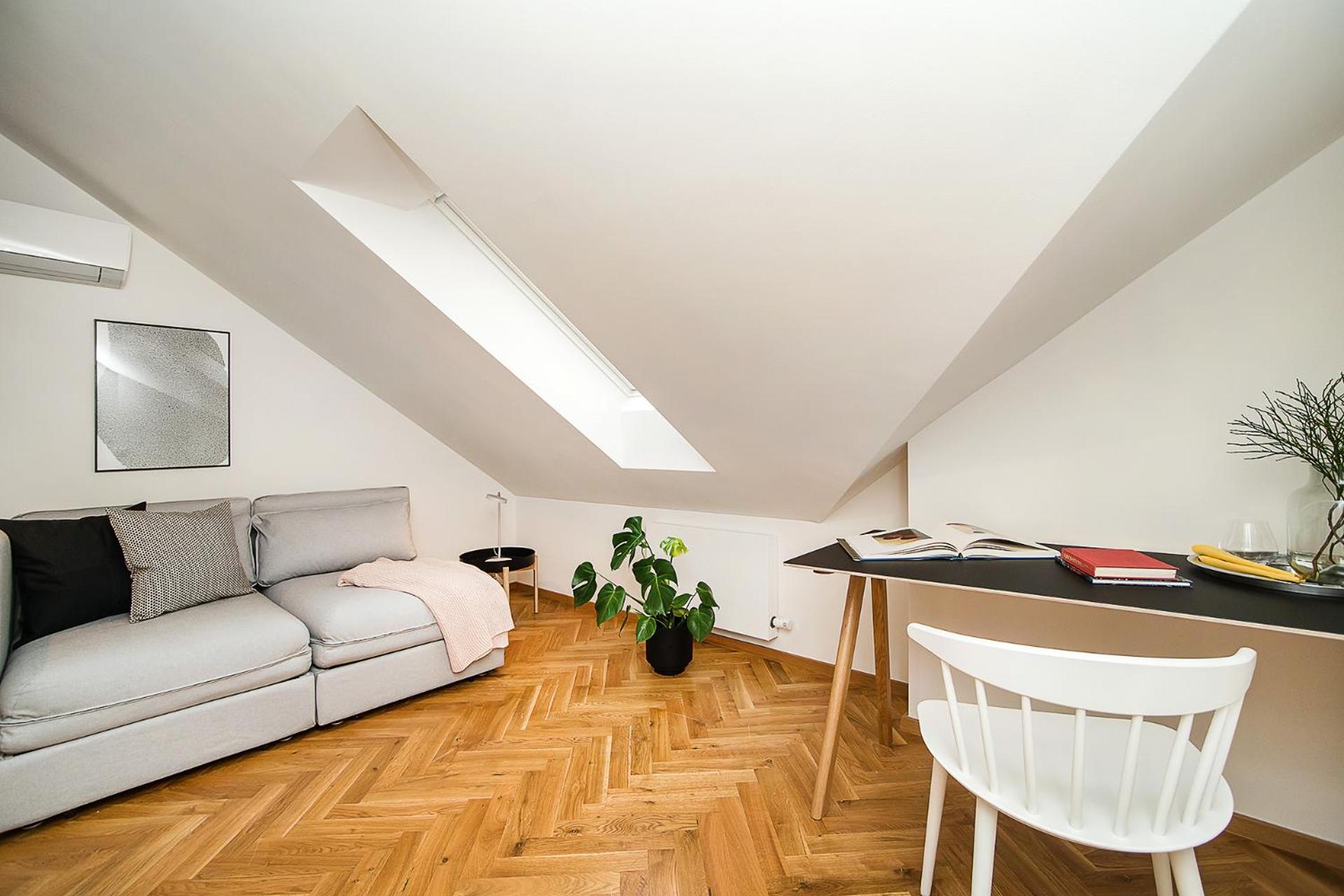 Large and modern apartment in the heart of Prague