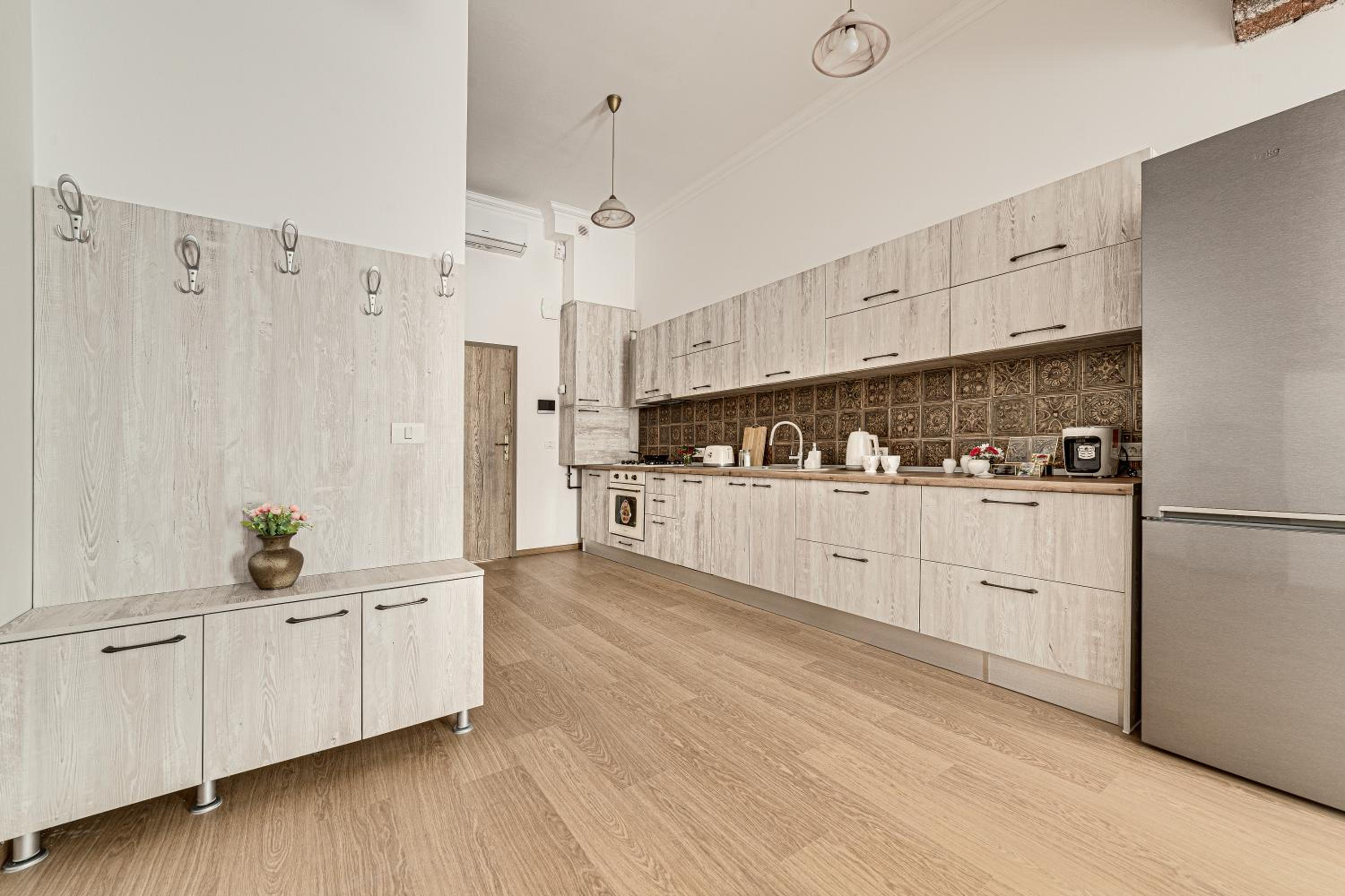 ARI Central Grand Apartments - Luxurious Stay