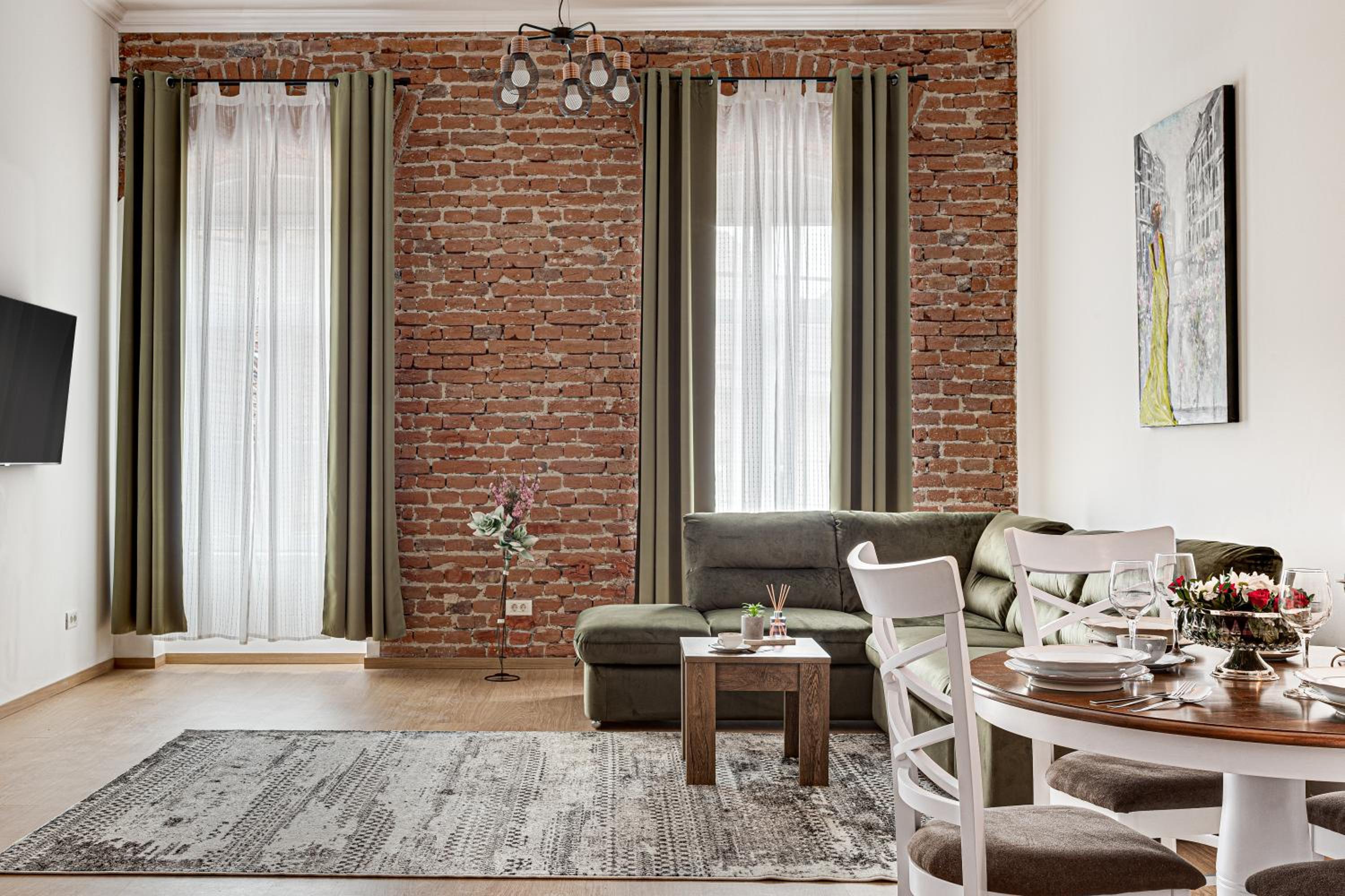 ARI Central Grand Apartments - Luxurious Stay