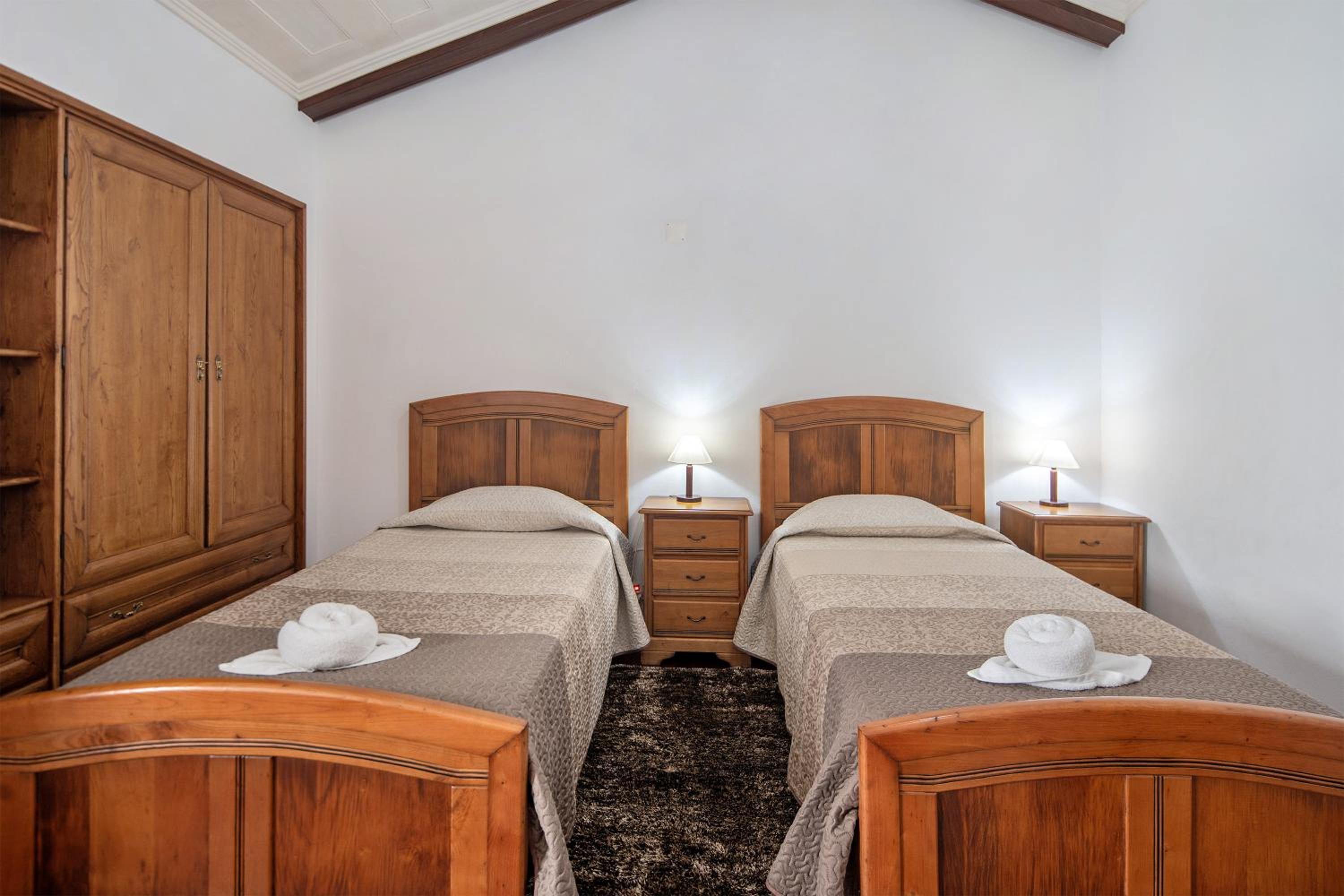 Bettencourt 2 Rooms