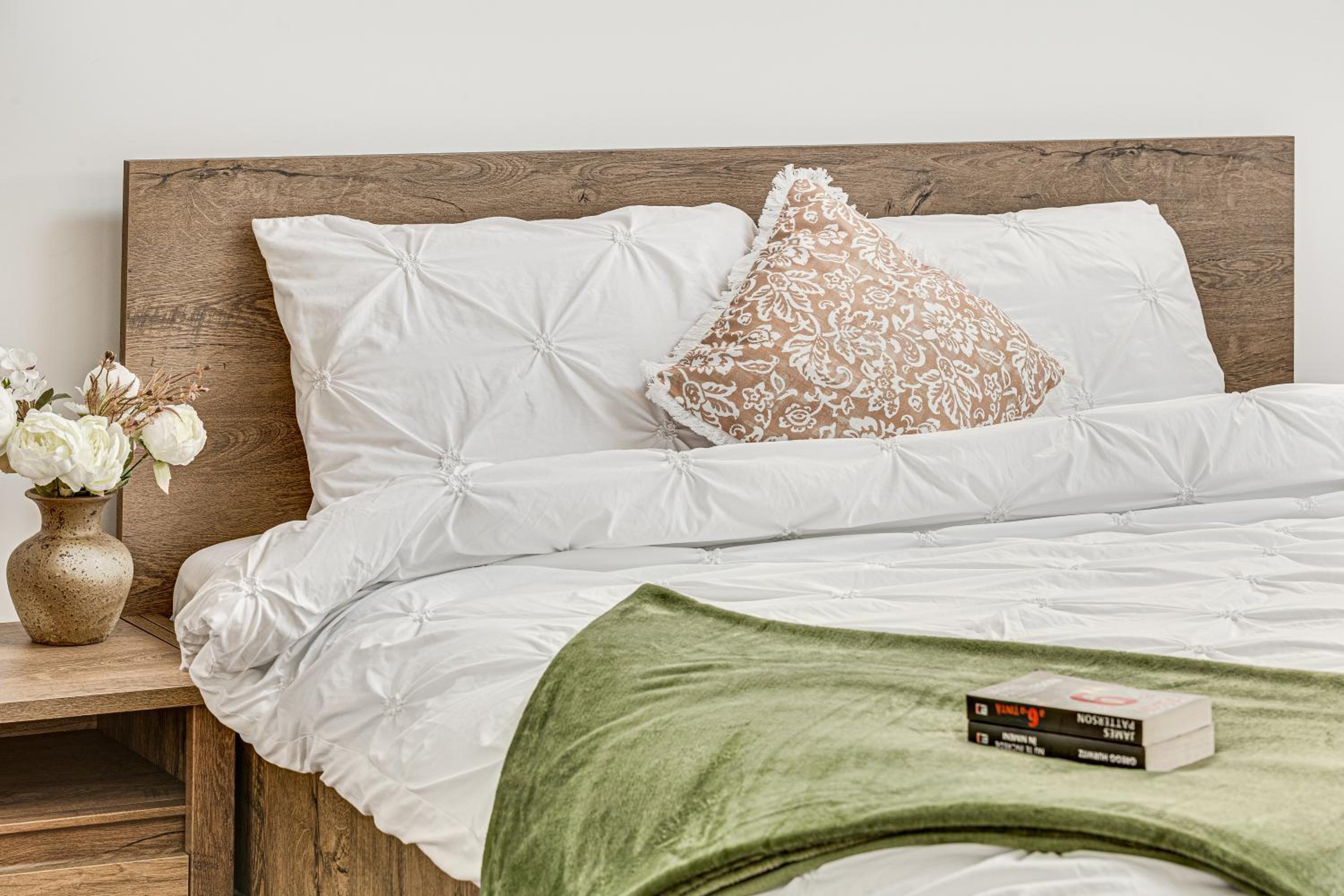 ARI Central Grand Apartments - Luxurious Stay
