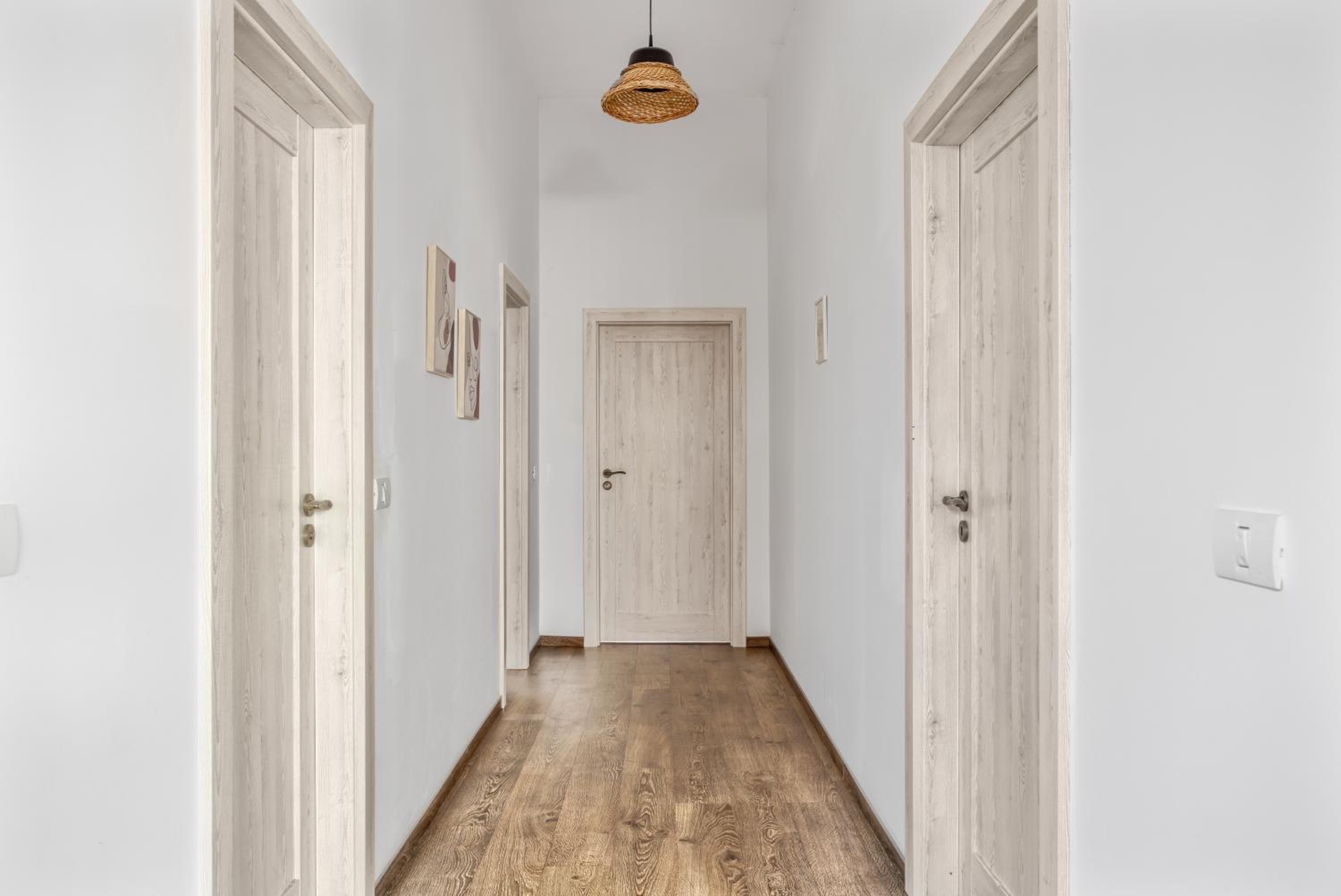 ARI Central Grand Apartments - Luxurious Stay