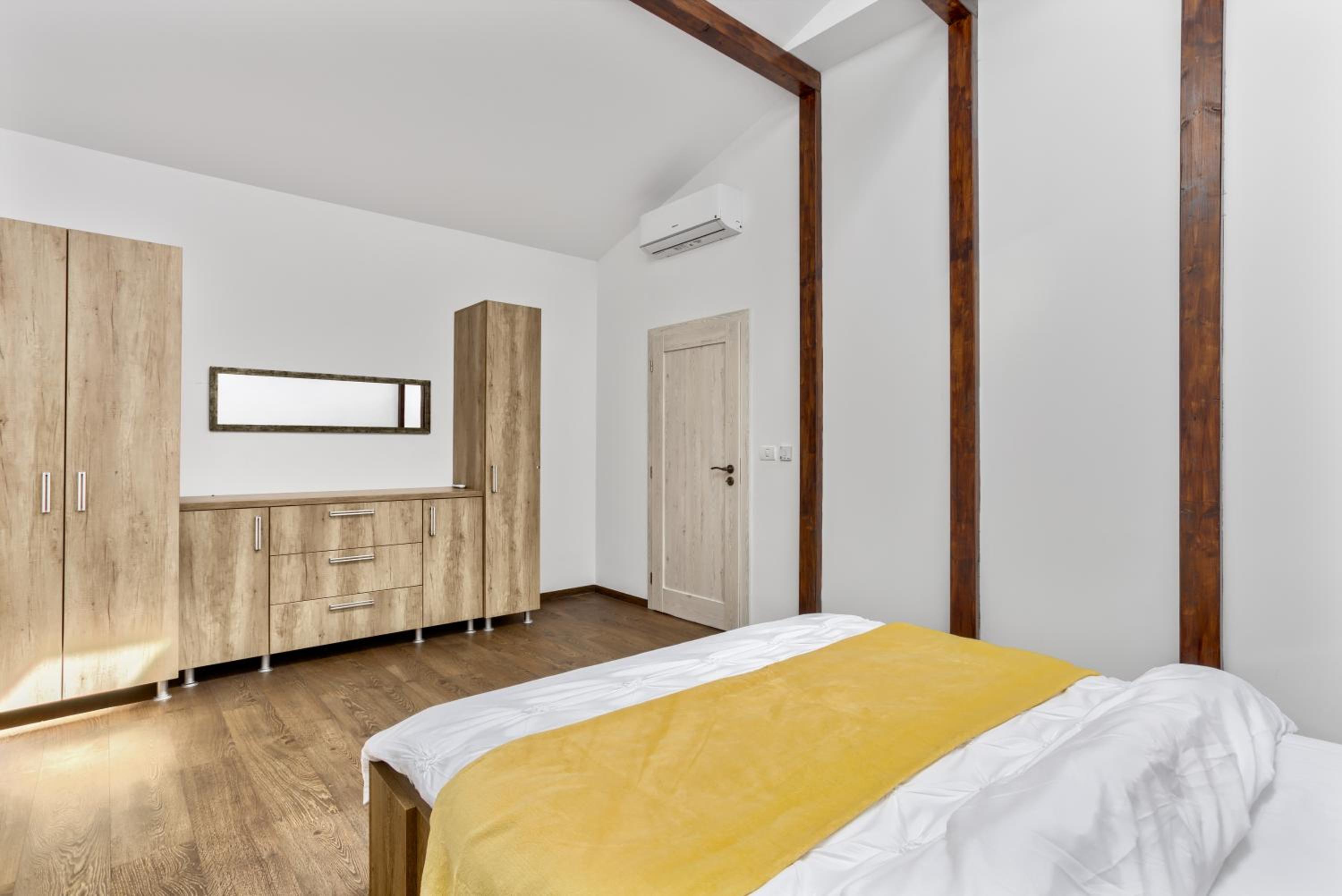 ARI Central Grand Apartments - Luxurious Stay