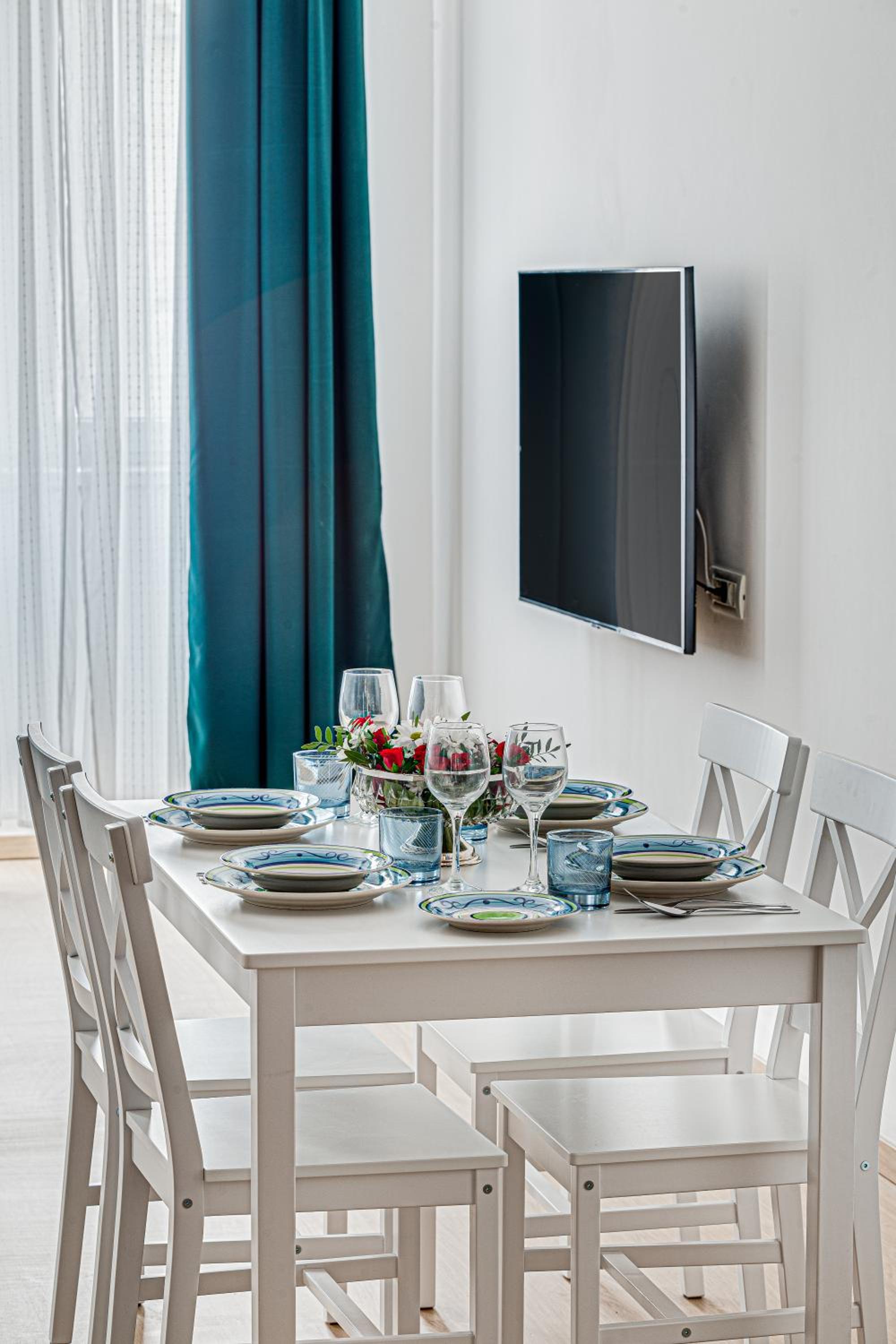 ARI Central Grand Apartments - Luxurious Stay