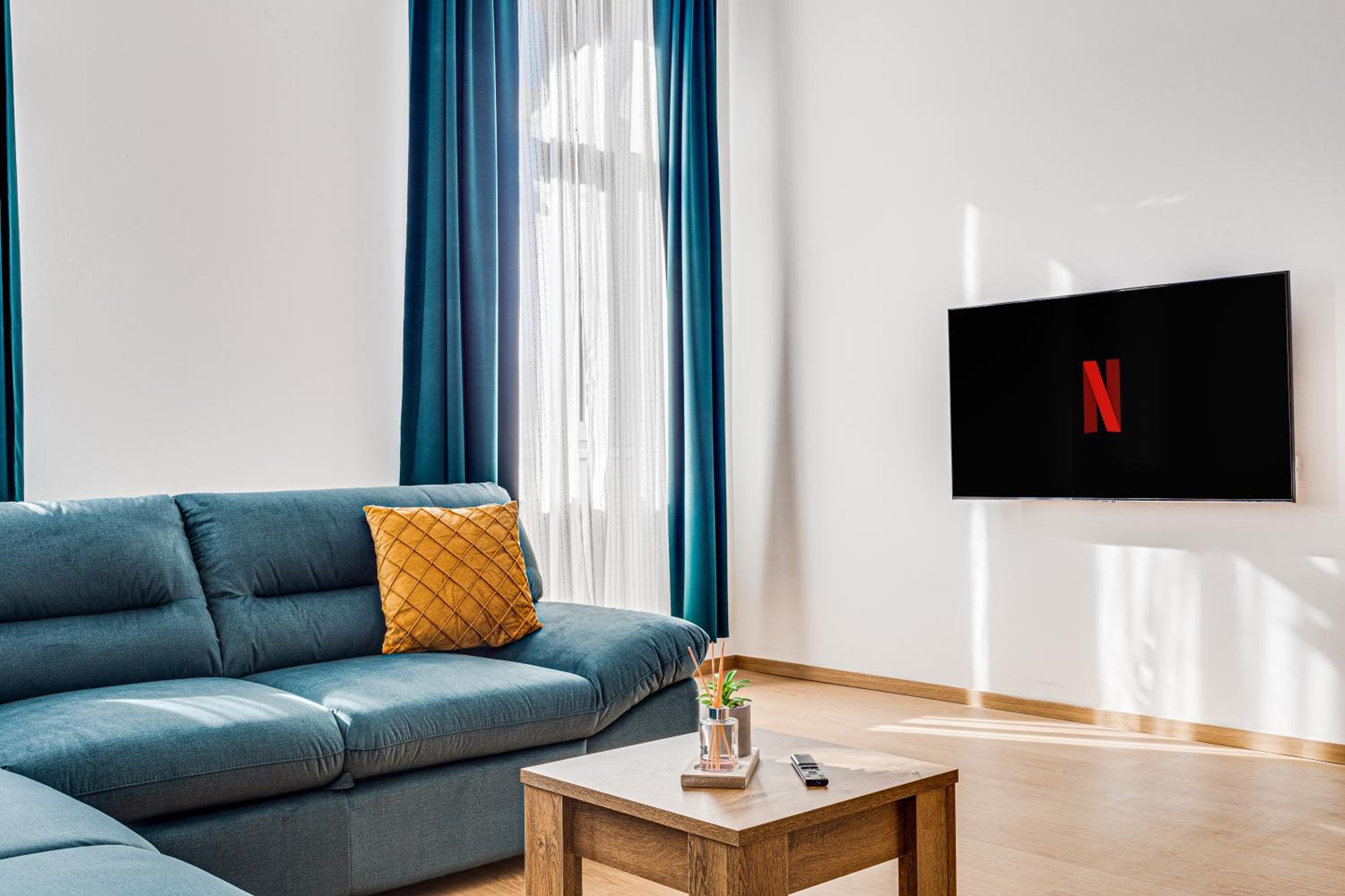 ARI Central Grand Apartments - Luxurious Stay