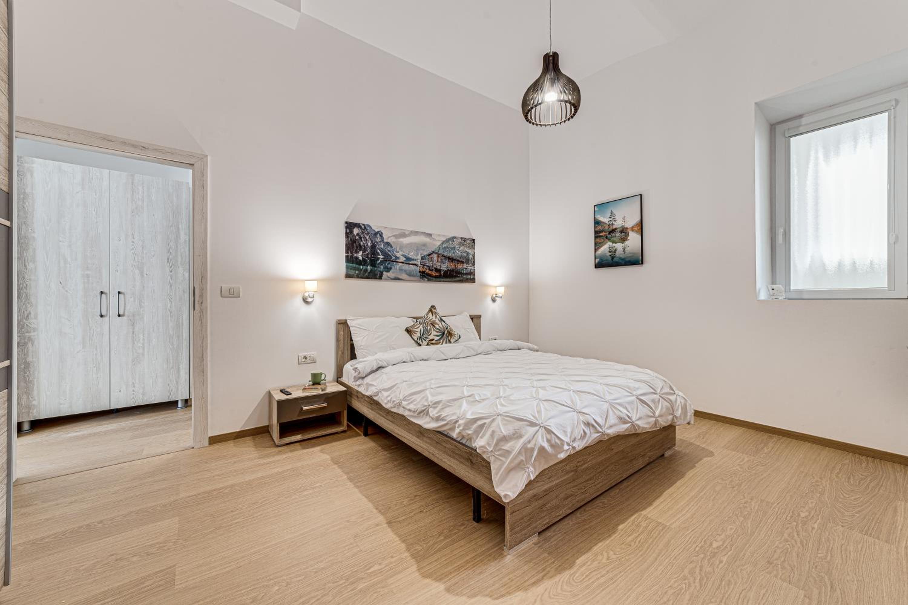 ARI Central Grand Apartments - Luxurious Stay