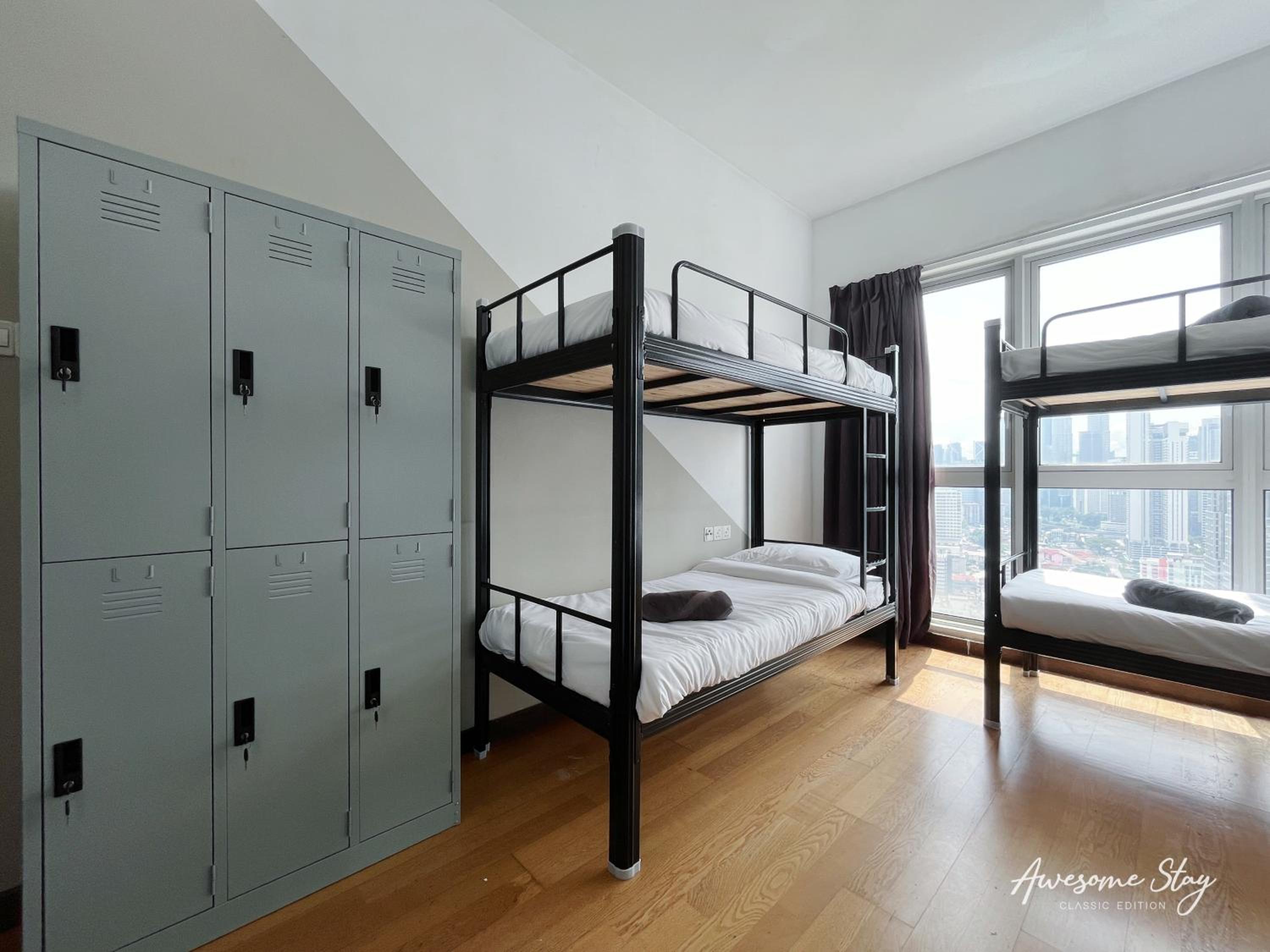 NJ Homestay Hostel at Regalia Residence