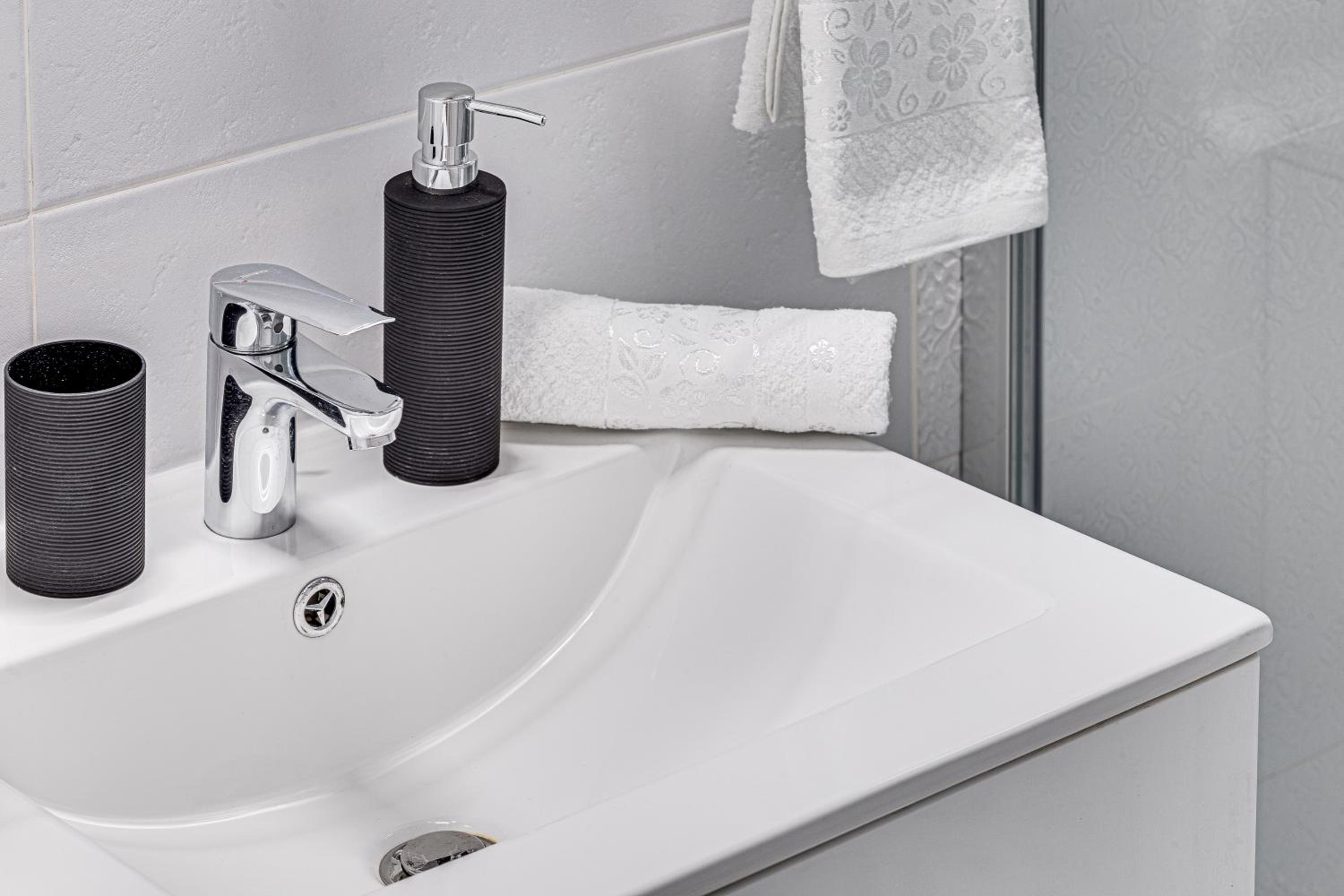 ARI Central Grand Apartments - Luxurious Stay