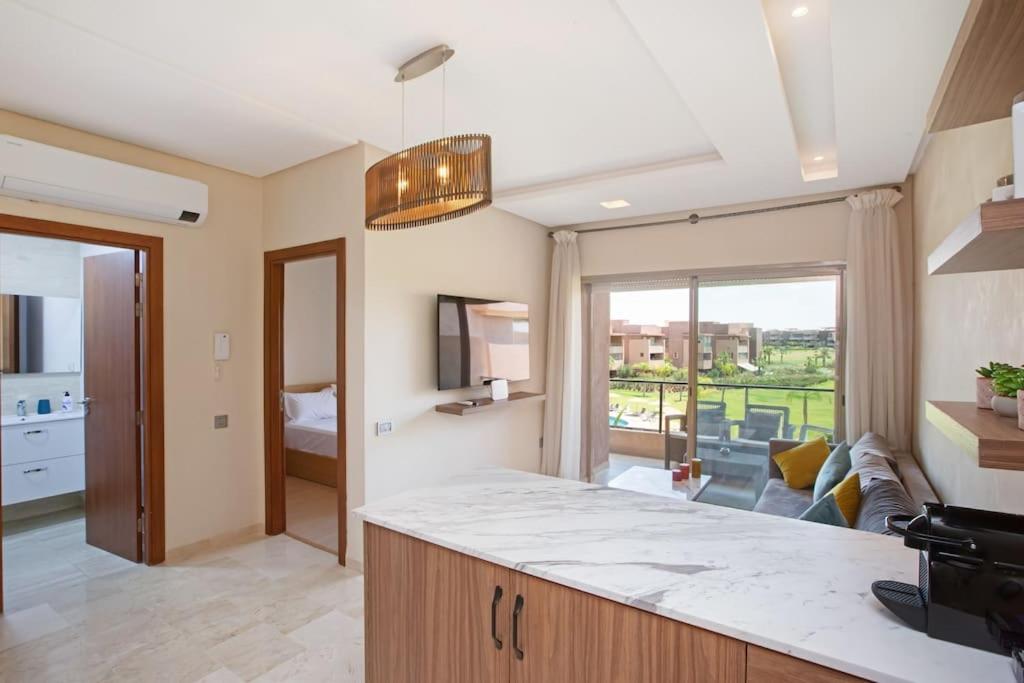 Cozy&Elegant-Prestigia-pool-10min from Gueliz