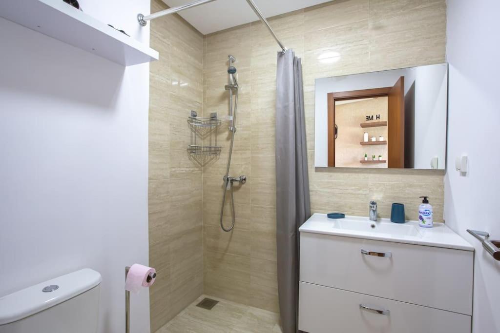 Cozy&Elegant-Prestigia-pool-10min from Gueliz