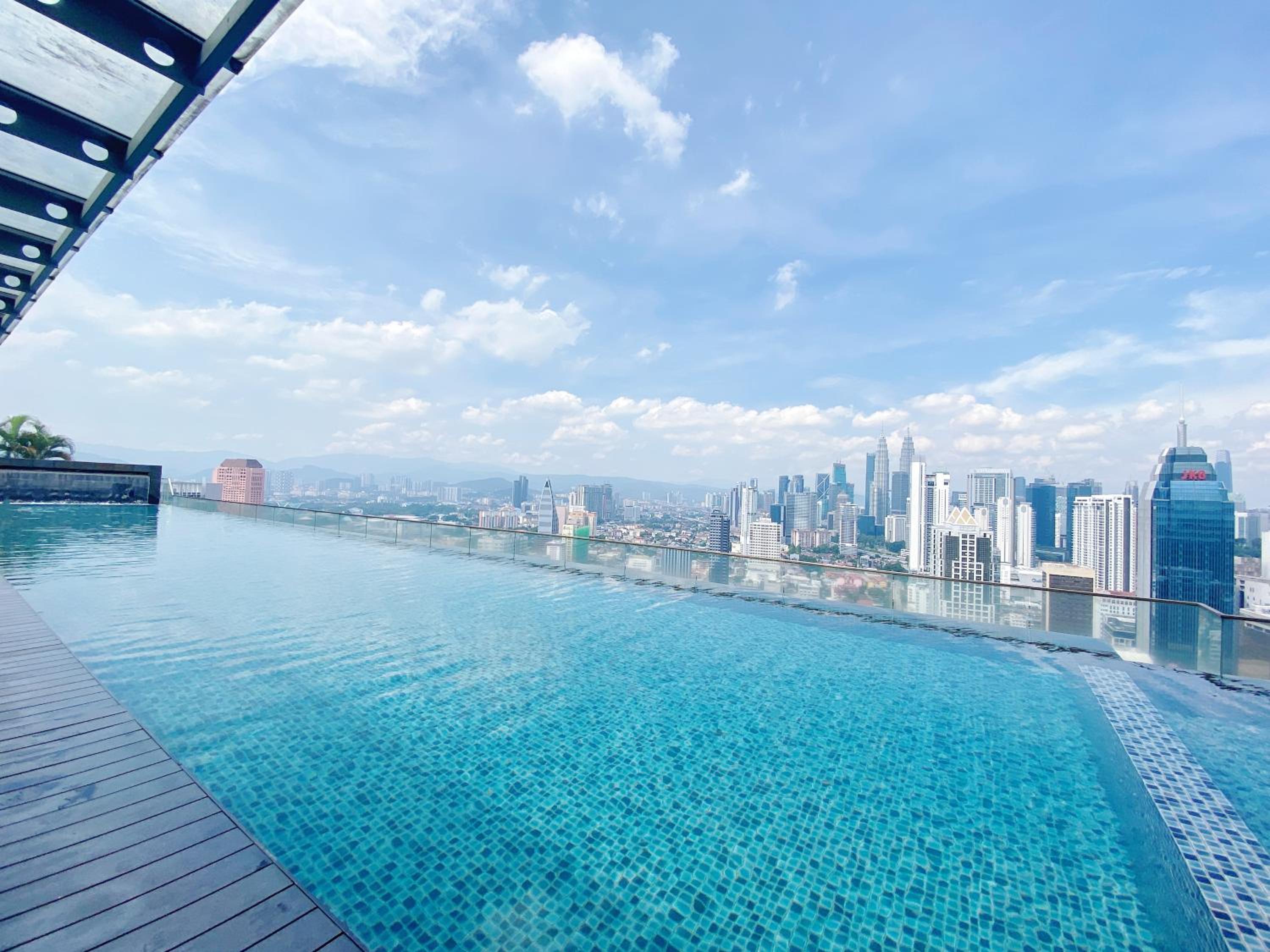 NJ Homestay Hostel at Regalia Residence