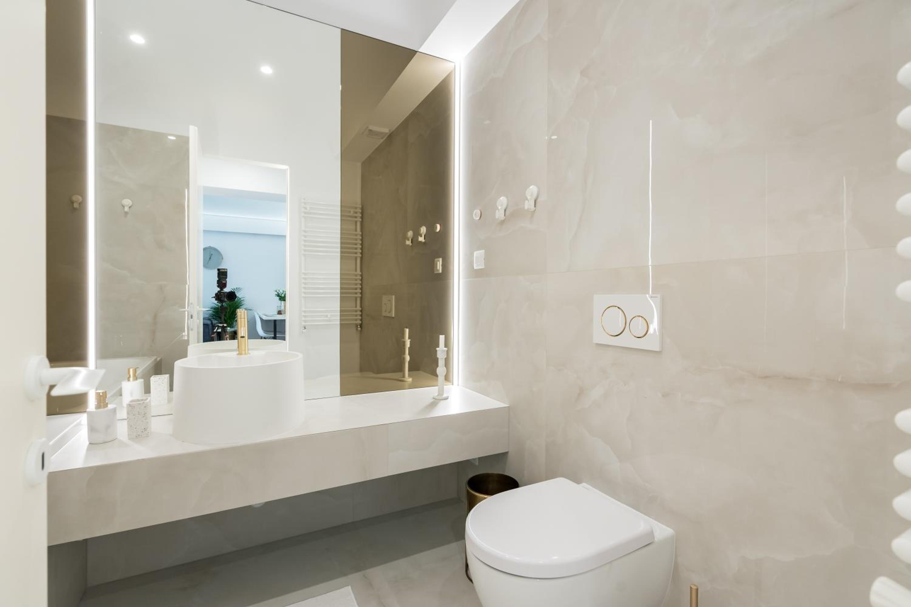 Cortina North Premium Smart Apartment with Parking
