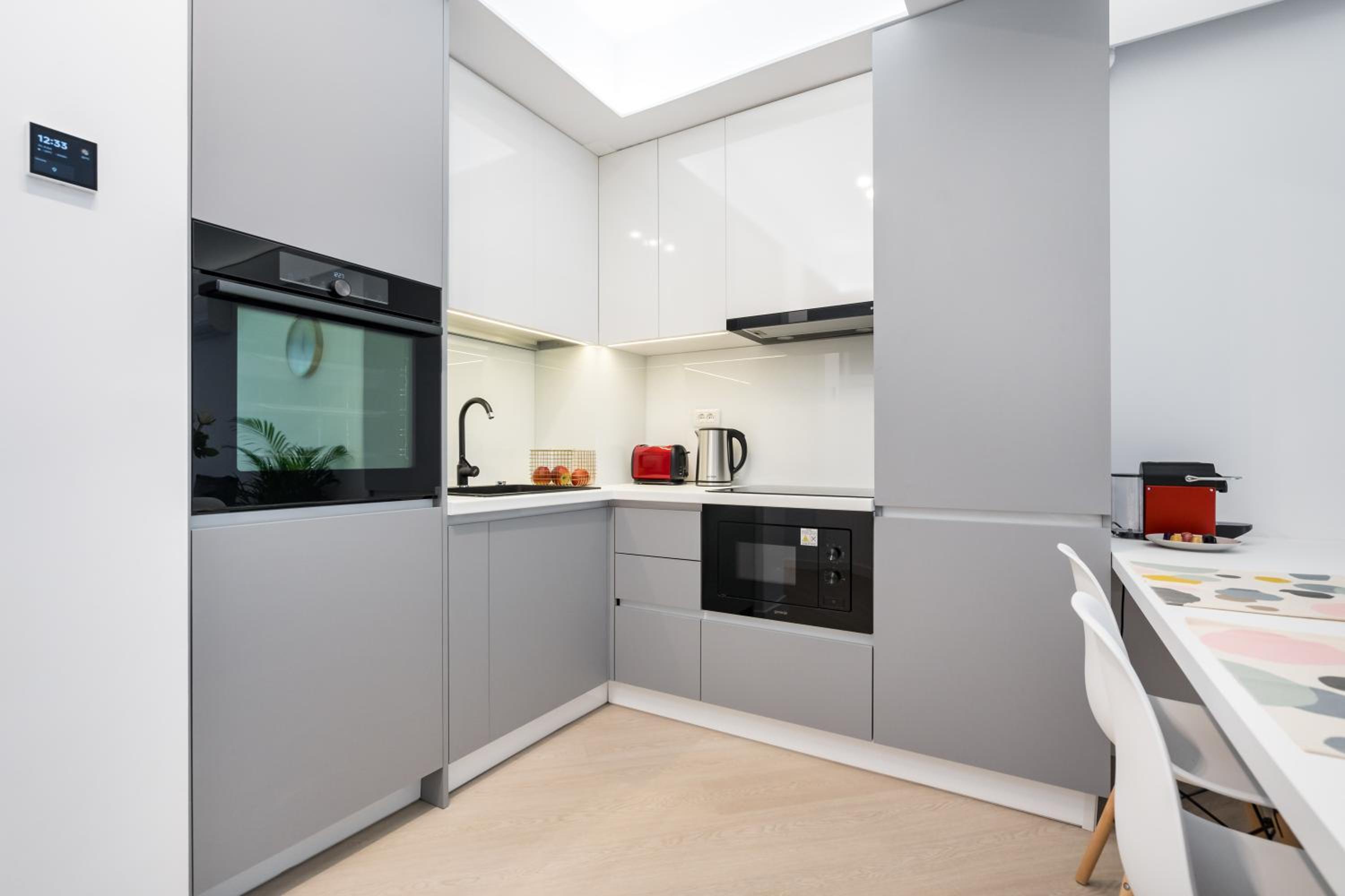 Cortina North Premium Smart Apartment with Parking