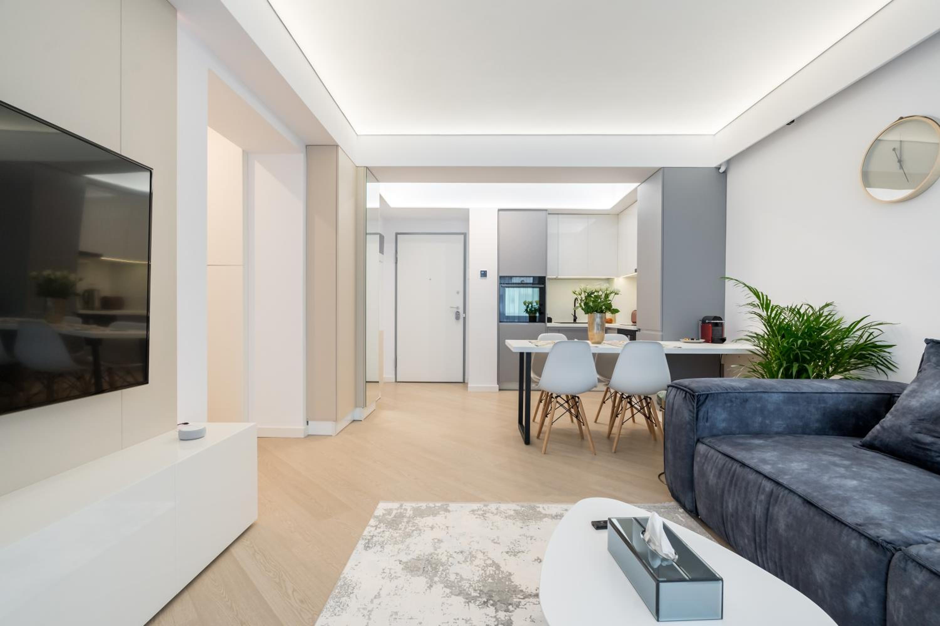 Cortina North Premium Smart Apartment with Parking