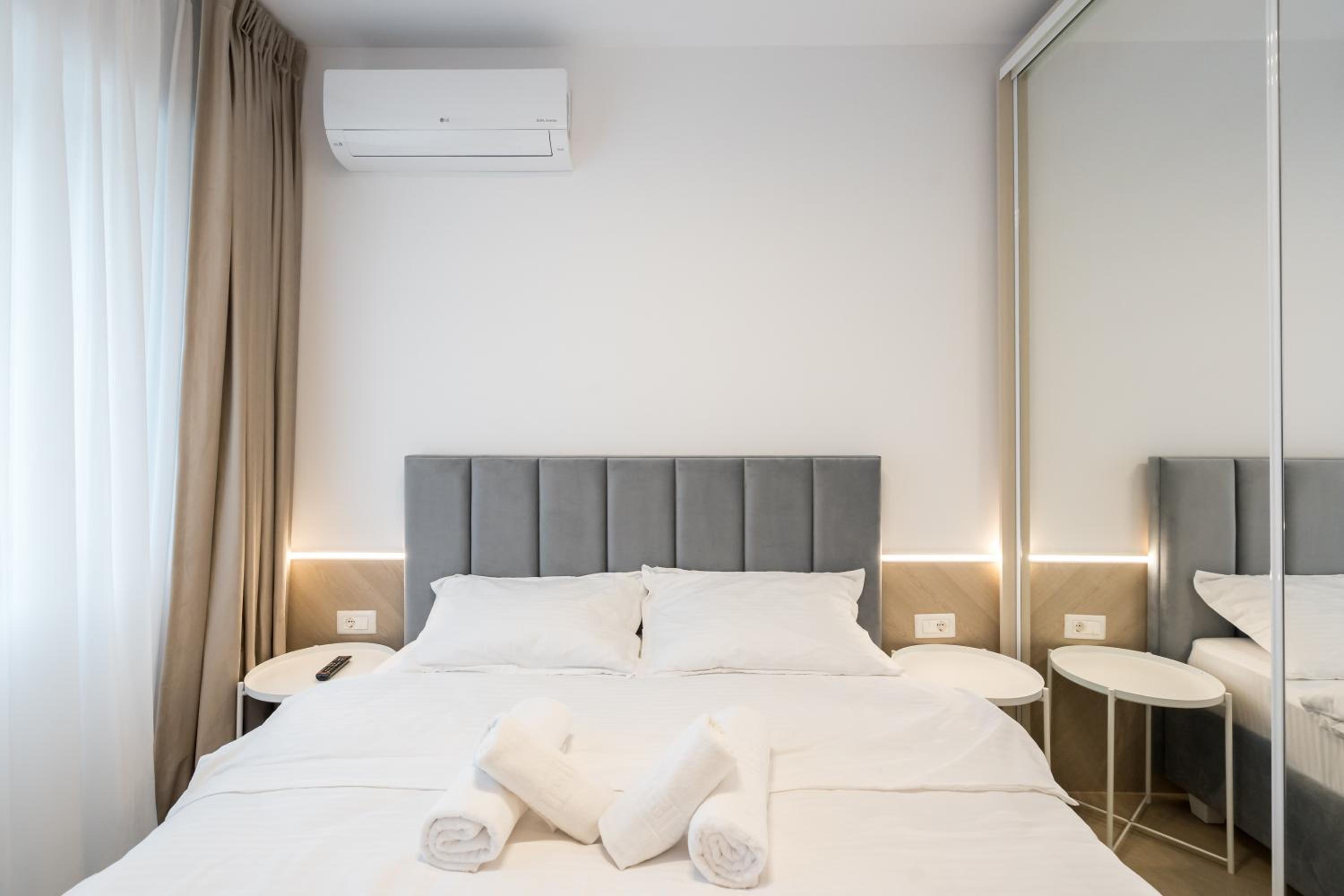 Cortina North Premium Smart Apartment with Parking