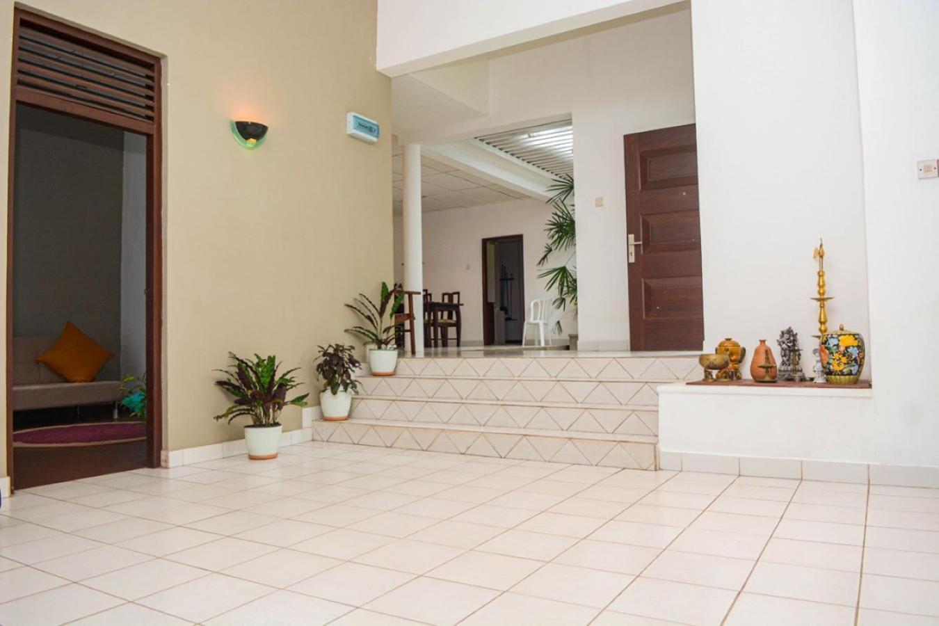 Villa for leisure and work at Kalutara suburbs view 5