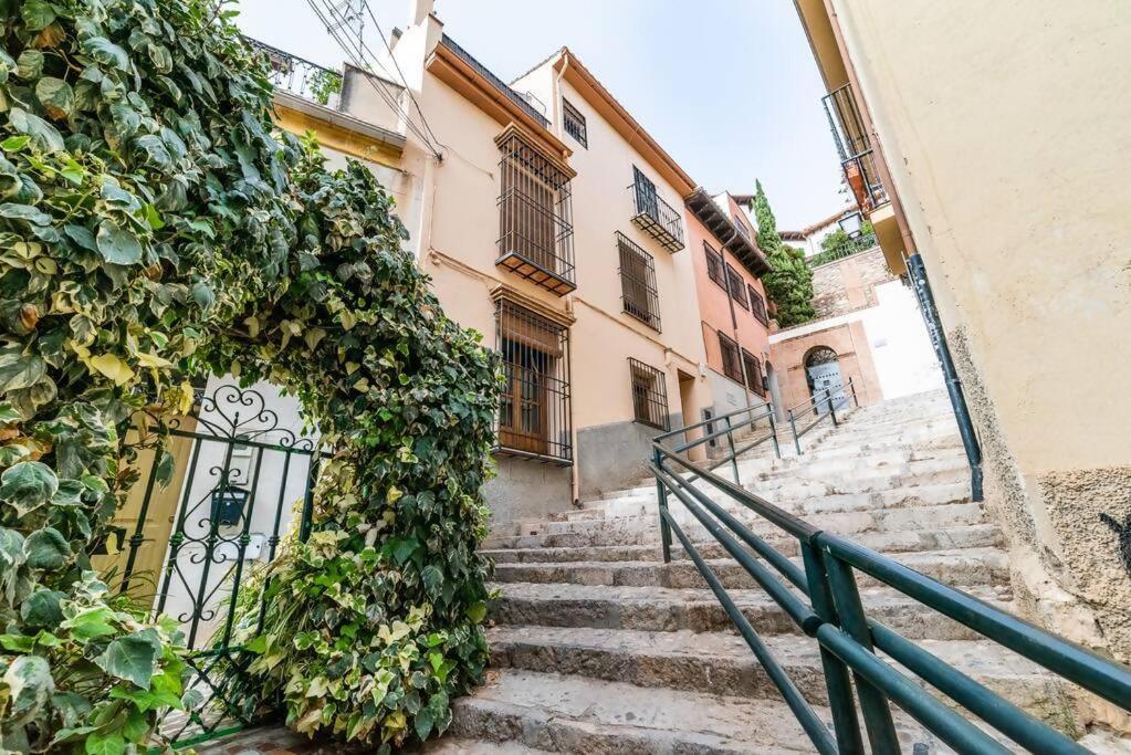 Céntrico y tranquilo Apto cerca La Alhambra ven
