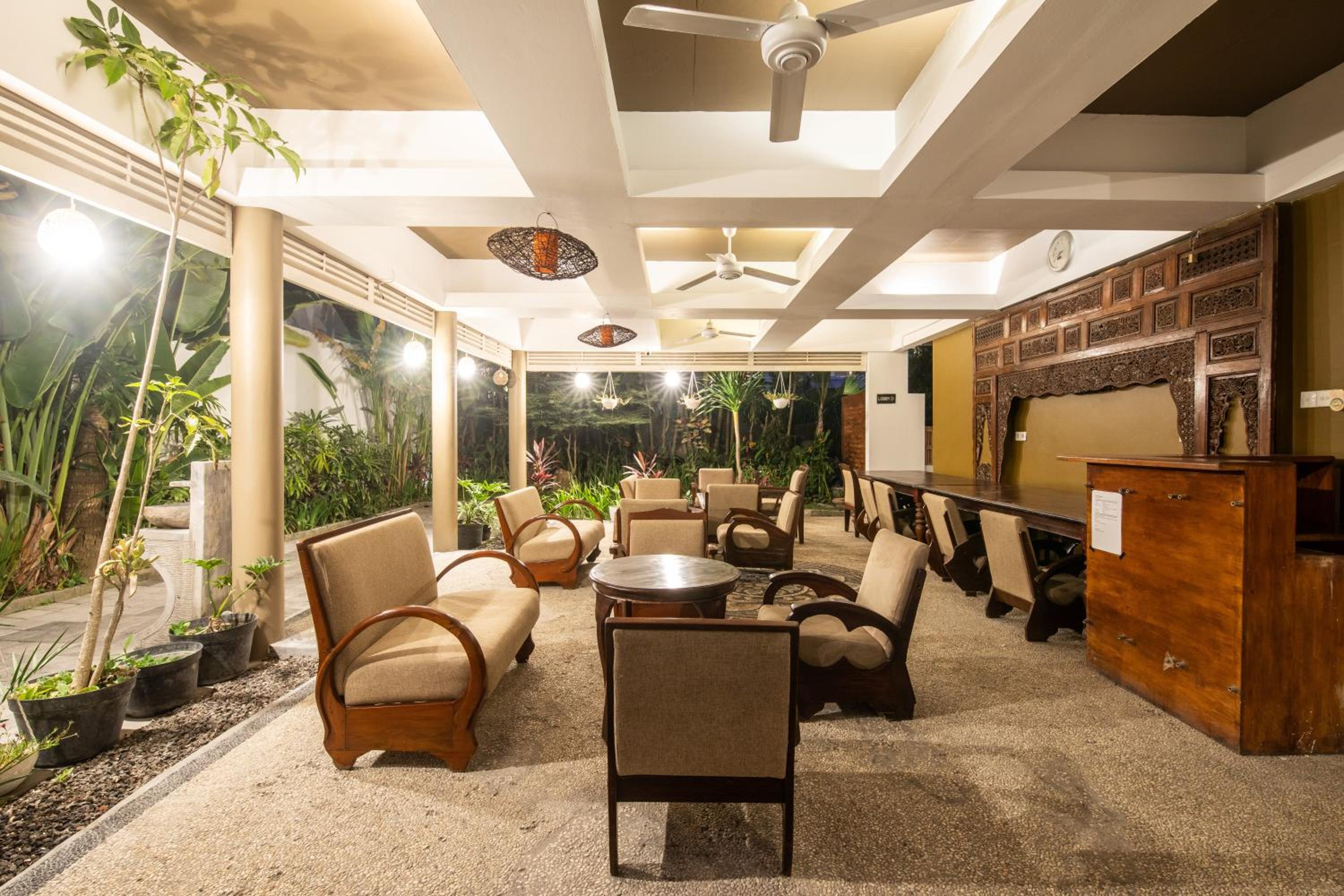 lounge
