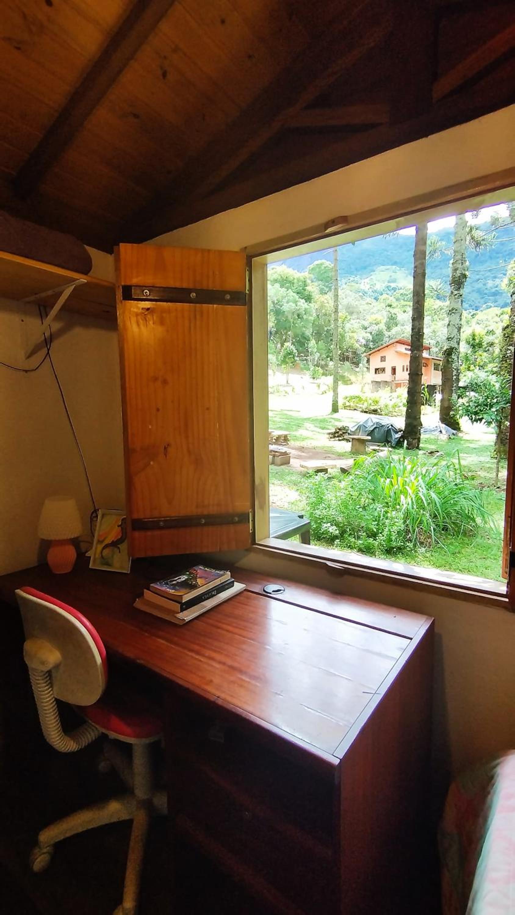Casa das Araucárias - Sítio Salamandra, Vale do Matutu