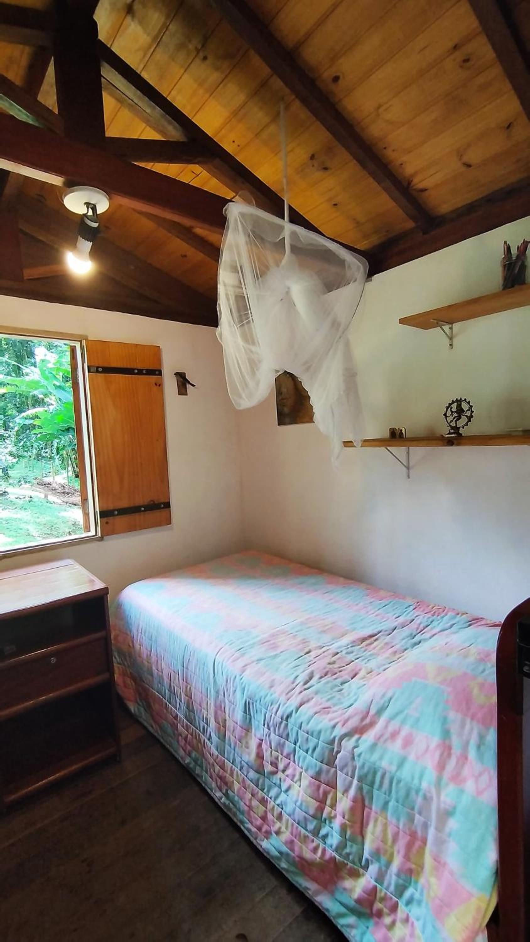 Casa das Araucárias - Sítio Salamandra, Vale do Matutu