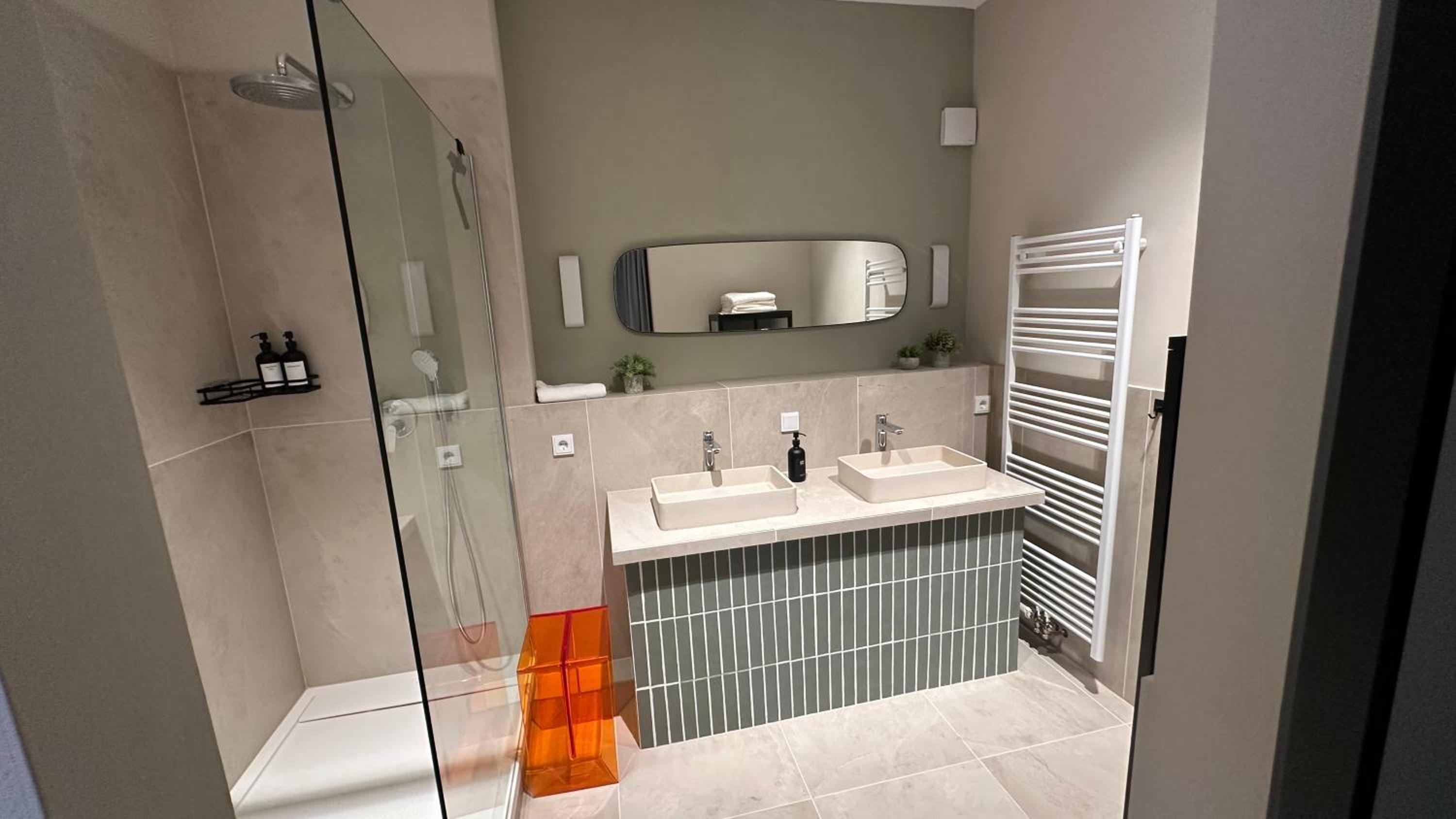 Large, comfortable and luxurious flat in Berlin Center, Prenzlauer Berg
