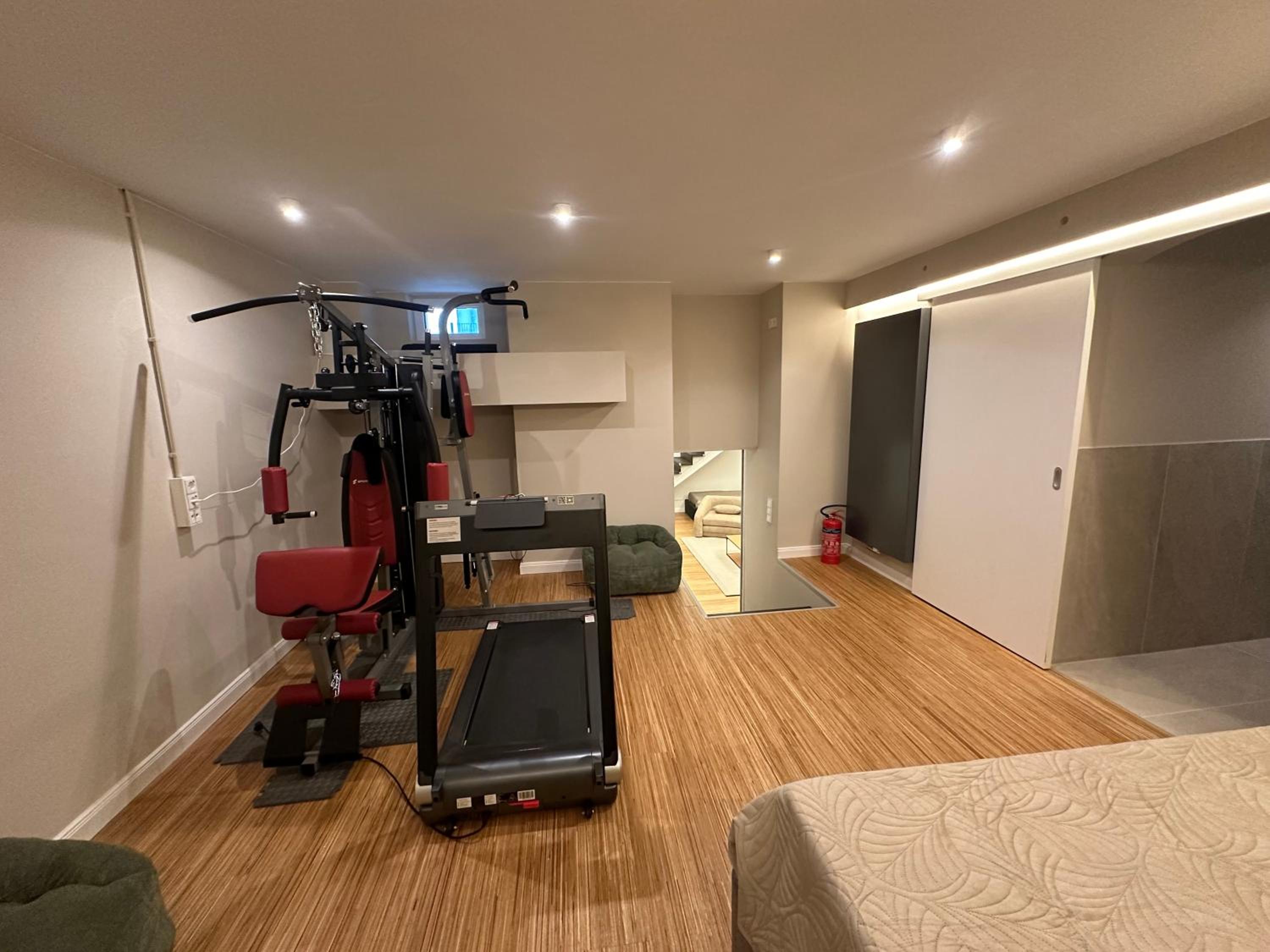 Large, comfortable and luxurious flat in Berlin Center, Prenzlauer Berg