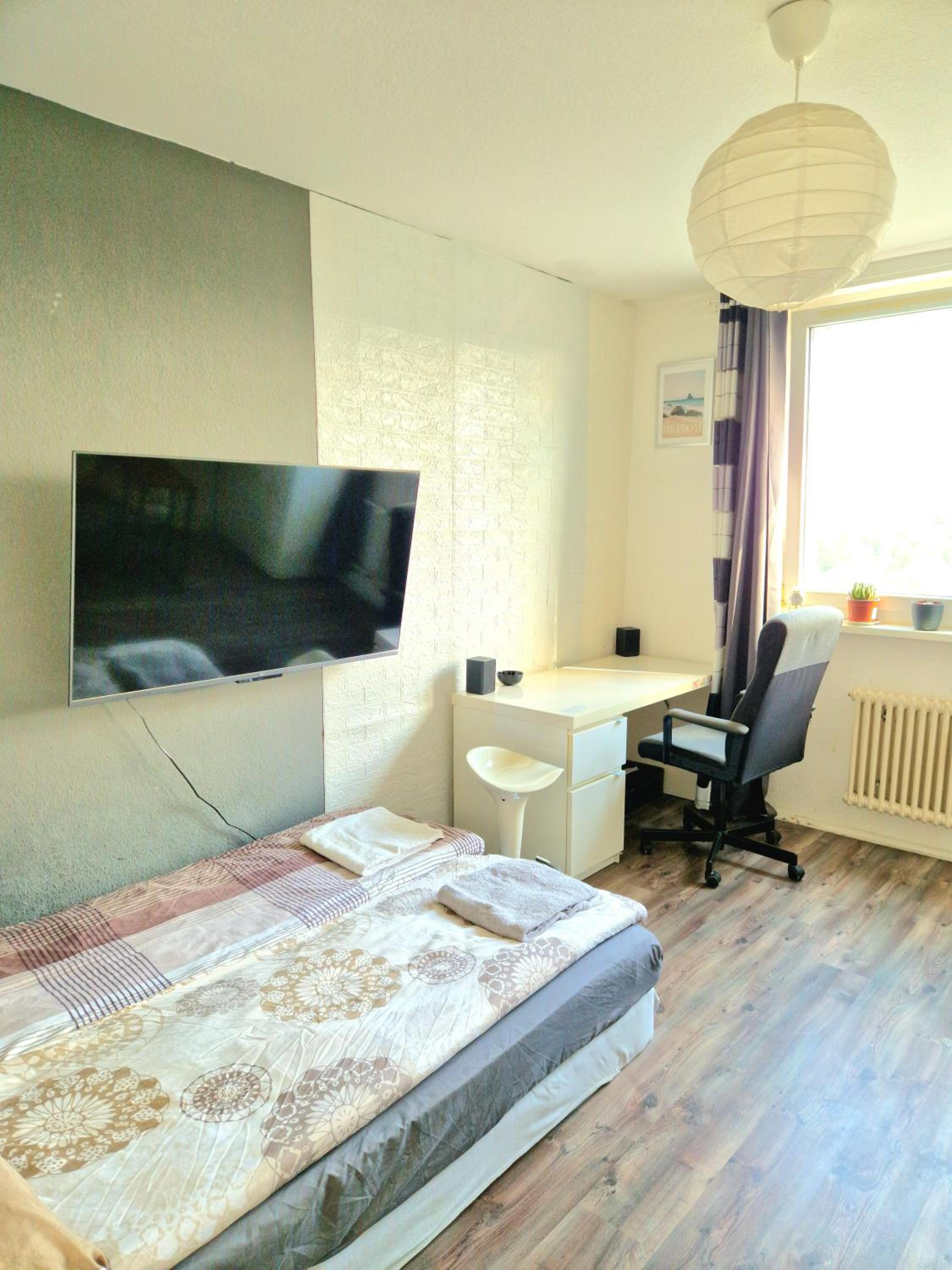 Room Nice and Cozy in Green Area near the citycenter