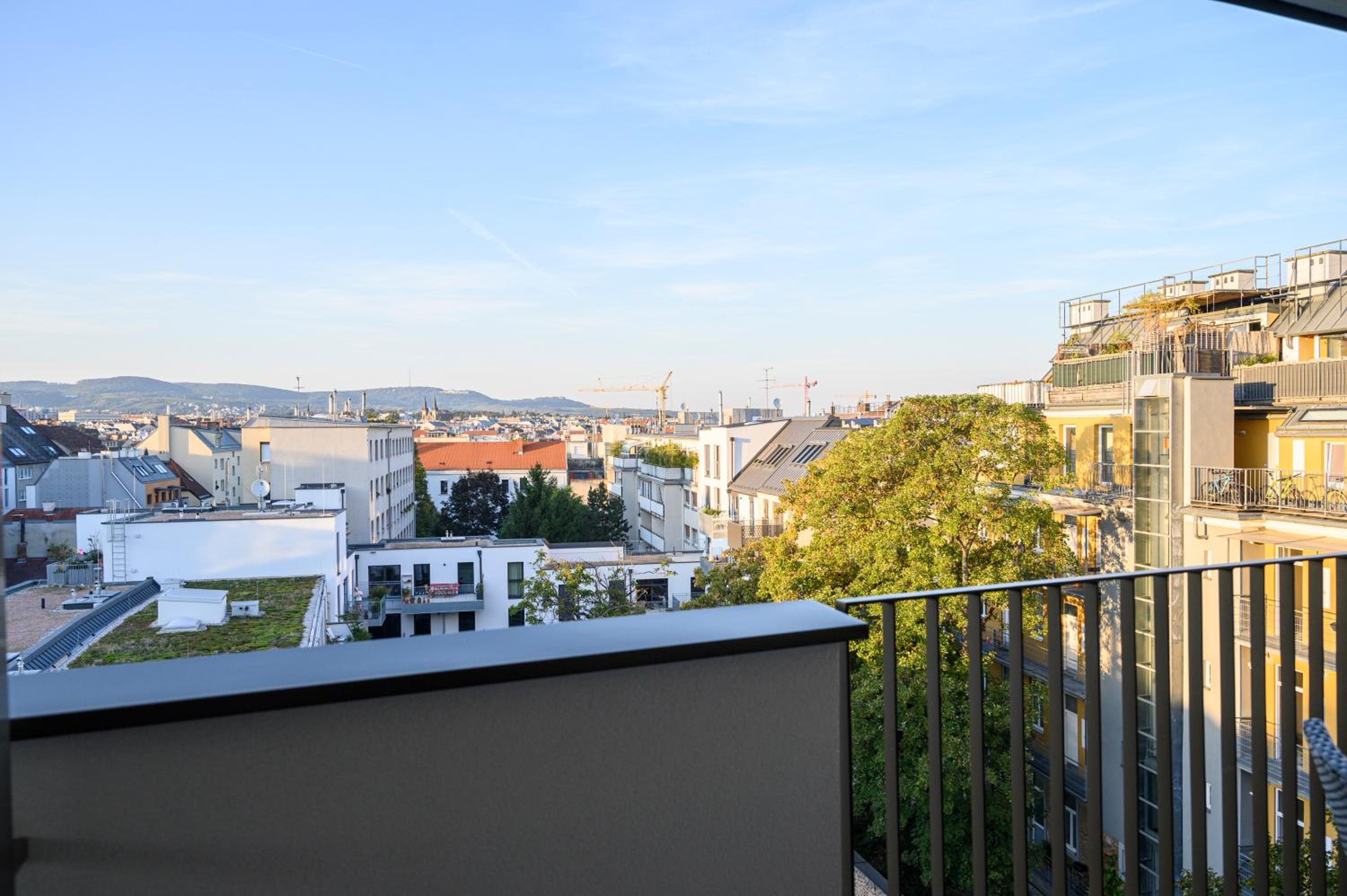 Vienna Sunny Side Up Apartments