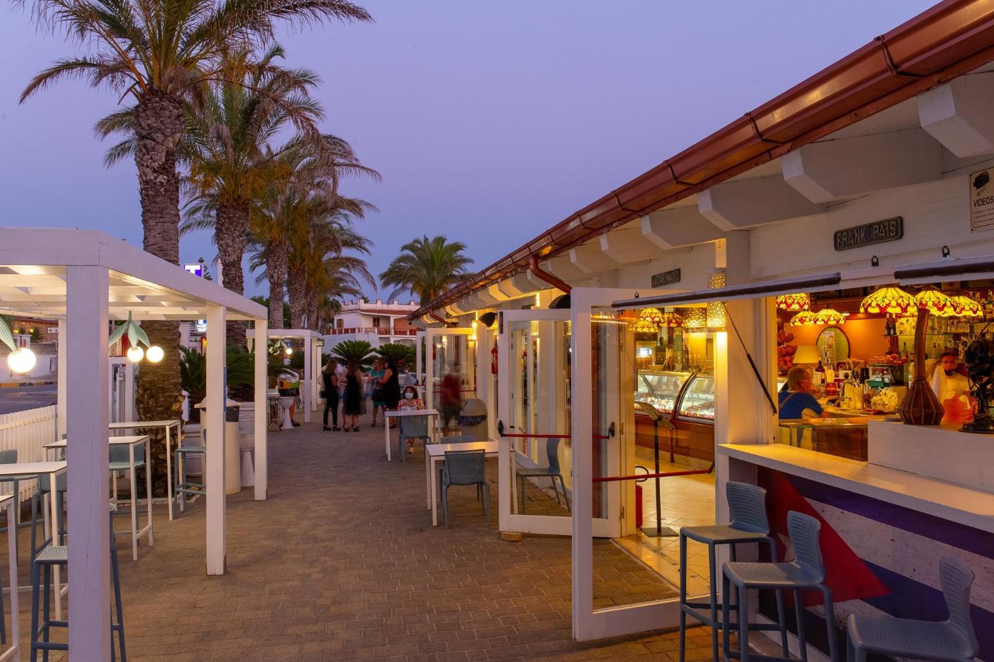 VILLA AMENDOLA BEACH