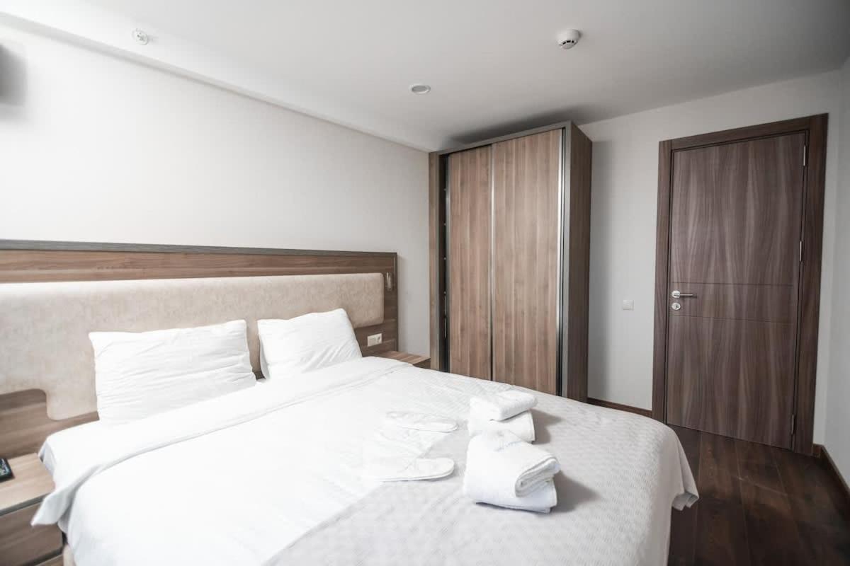 Cozy 1BR Batumi Apt with balcony - By Wehost view 2