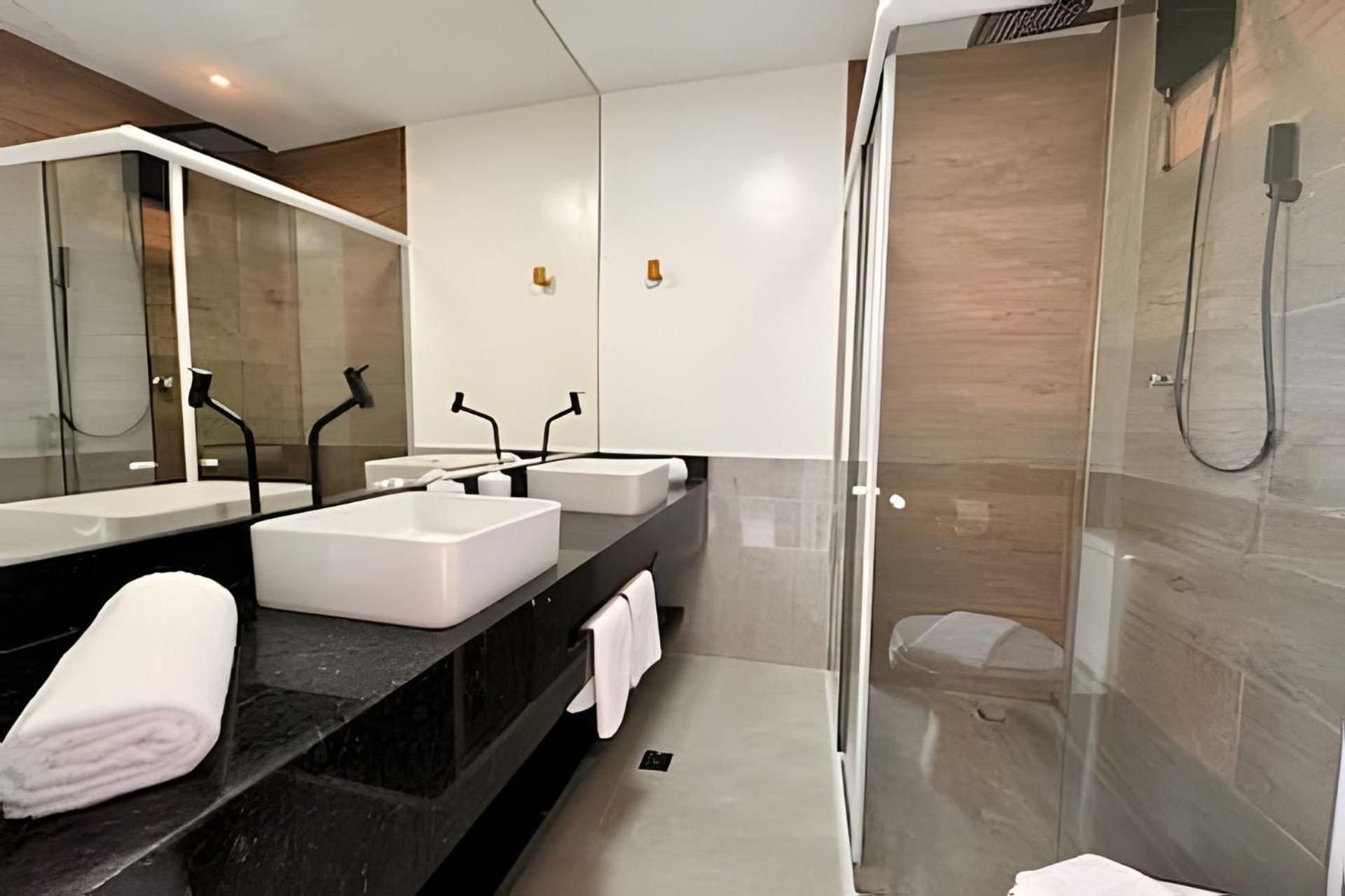 Apartamentos e Suítes na Praia