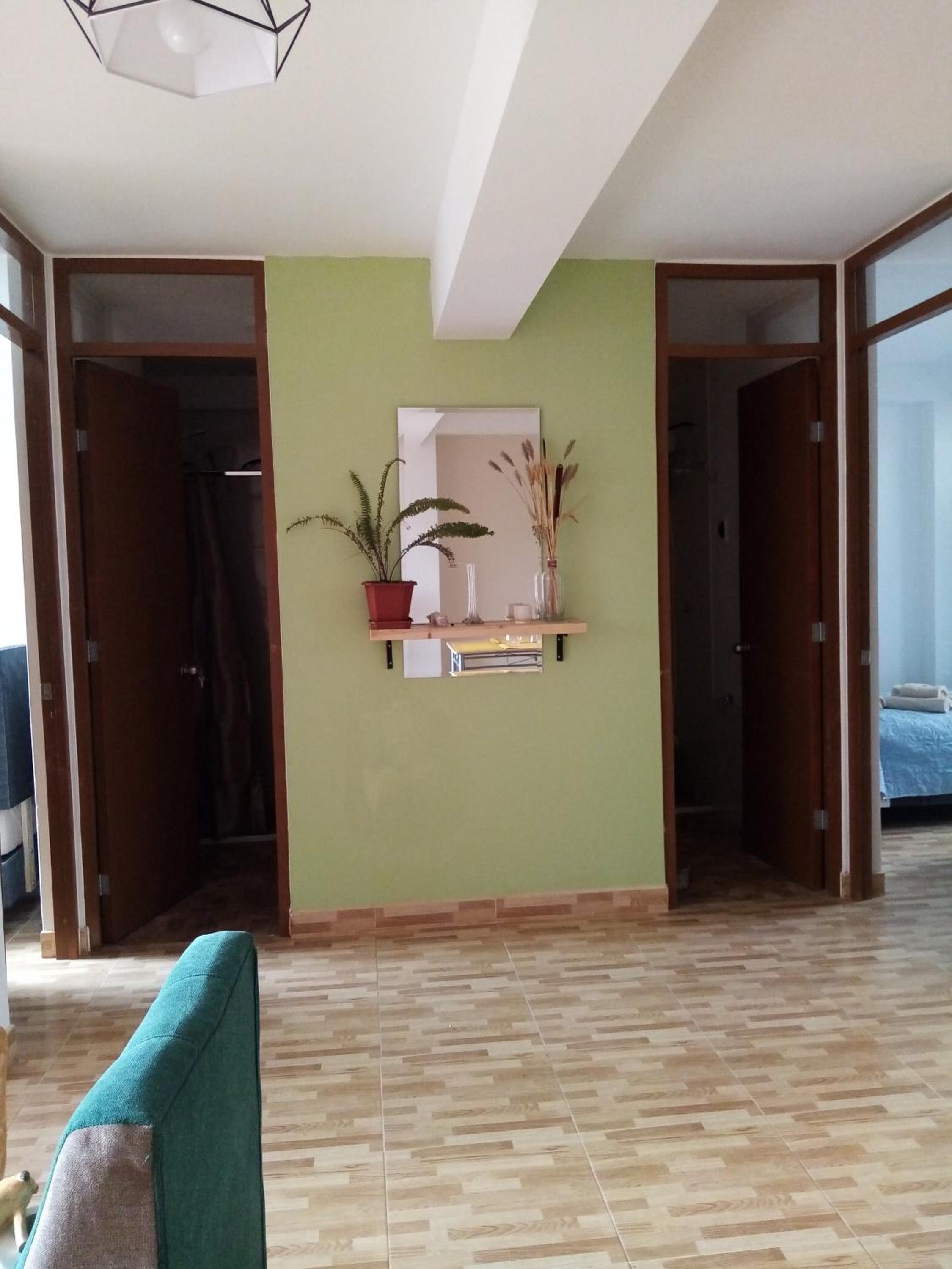 Departamento amplio, moderno, Cusco Perú