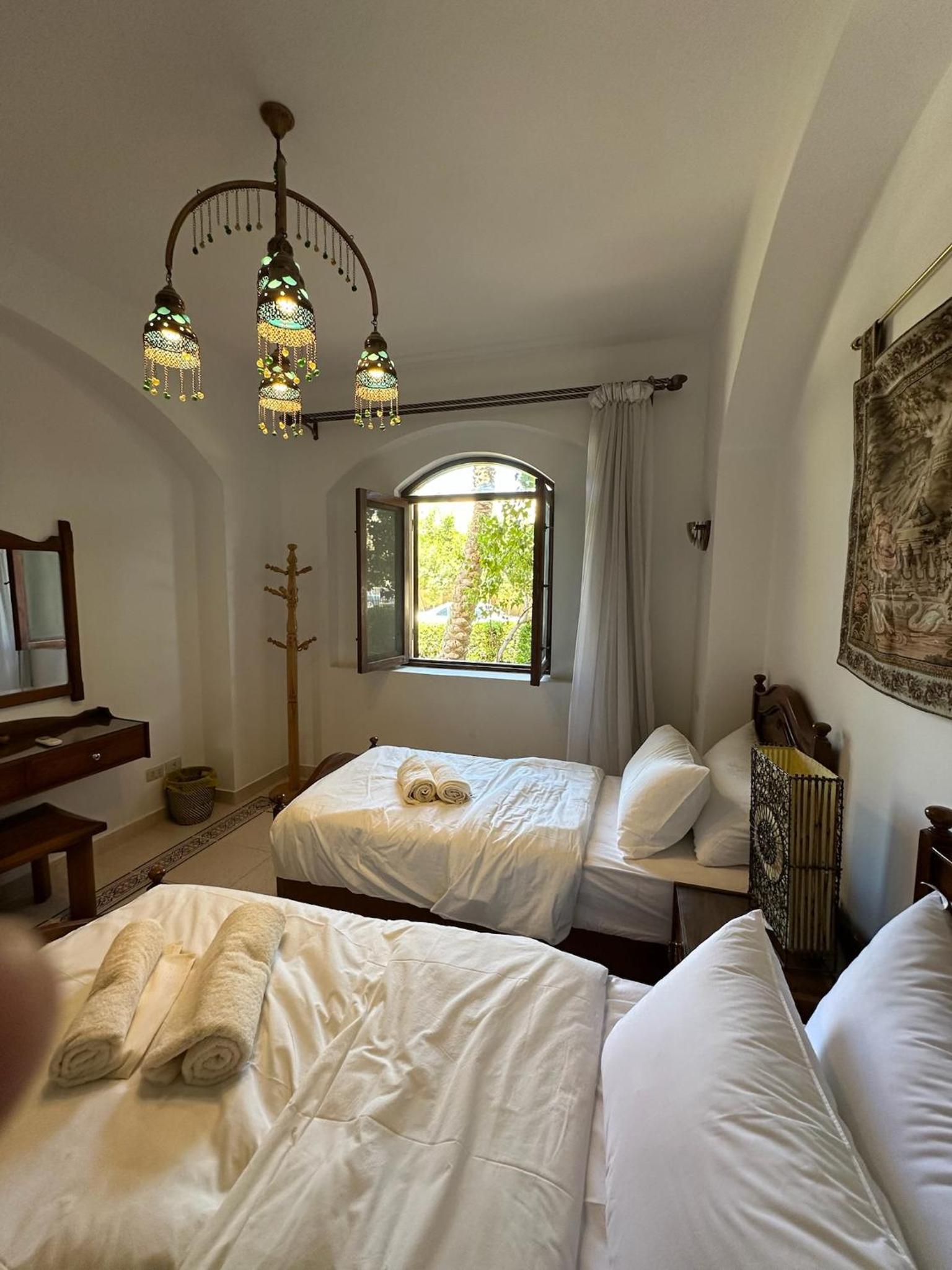 2 Bedroom Ground Floor New Nubia - 2 minutes walk to marina Abu Tig view 4