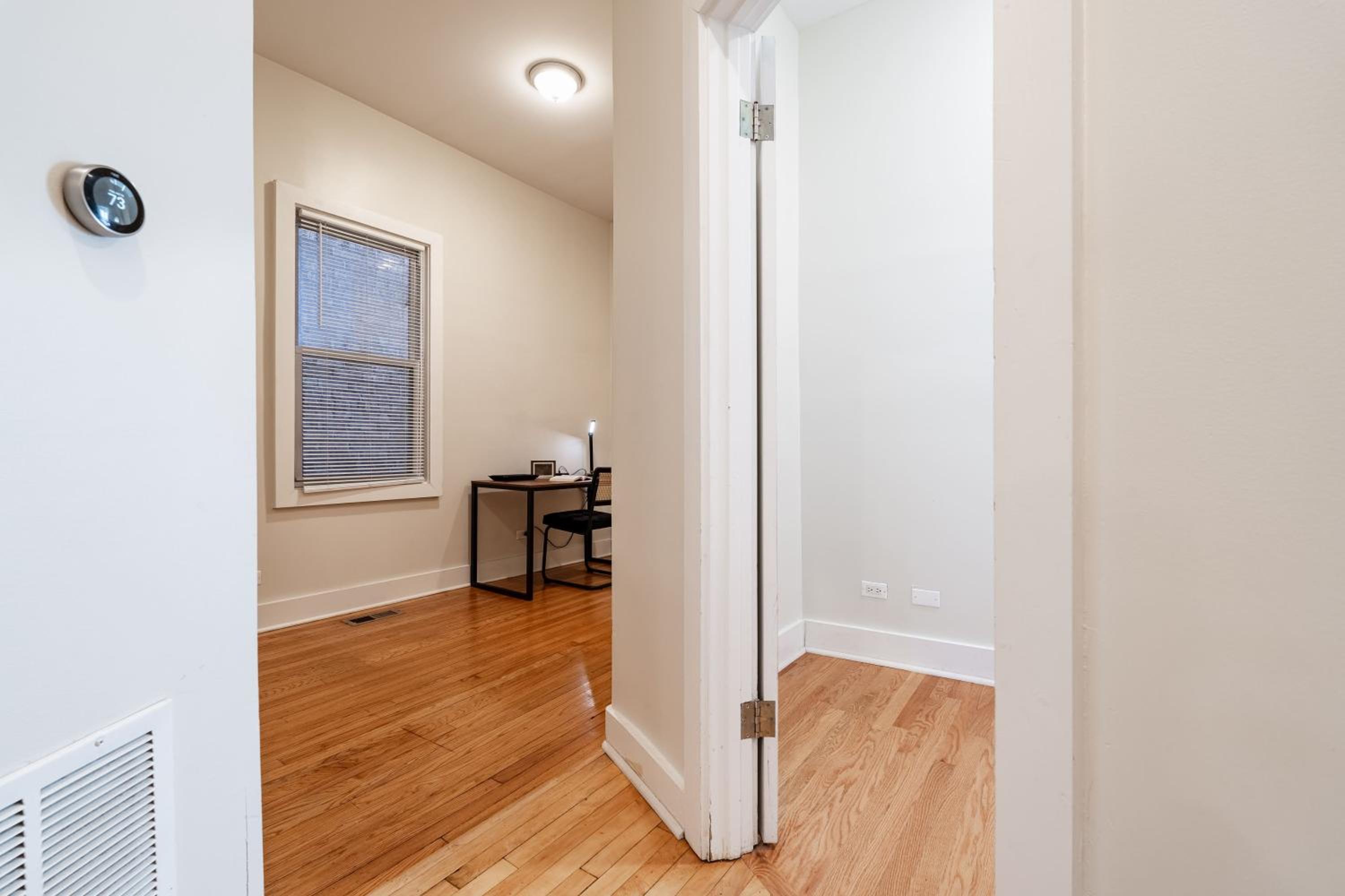 Chicago Vacations - Flexhome Bucktown 2BR C2 - Property Image 9