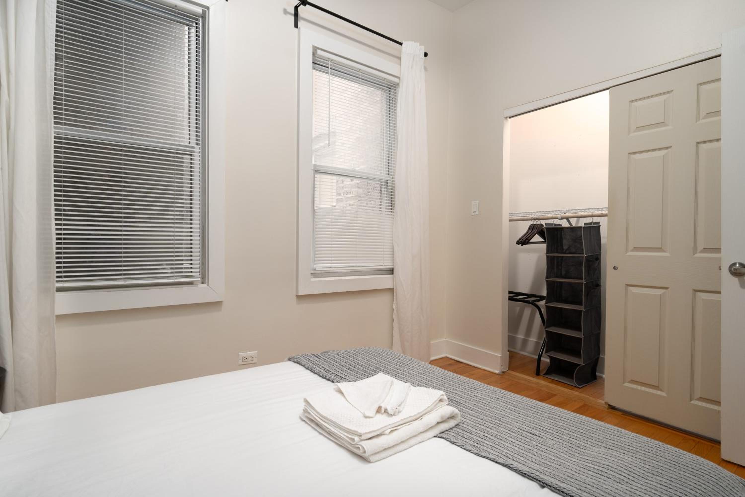 Chicago Vacations - Flexhome Bucktown 2BR C2 - Property Image 18