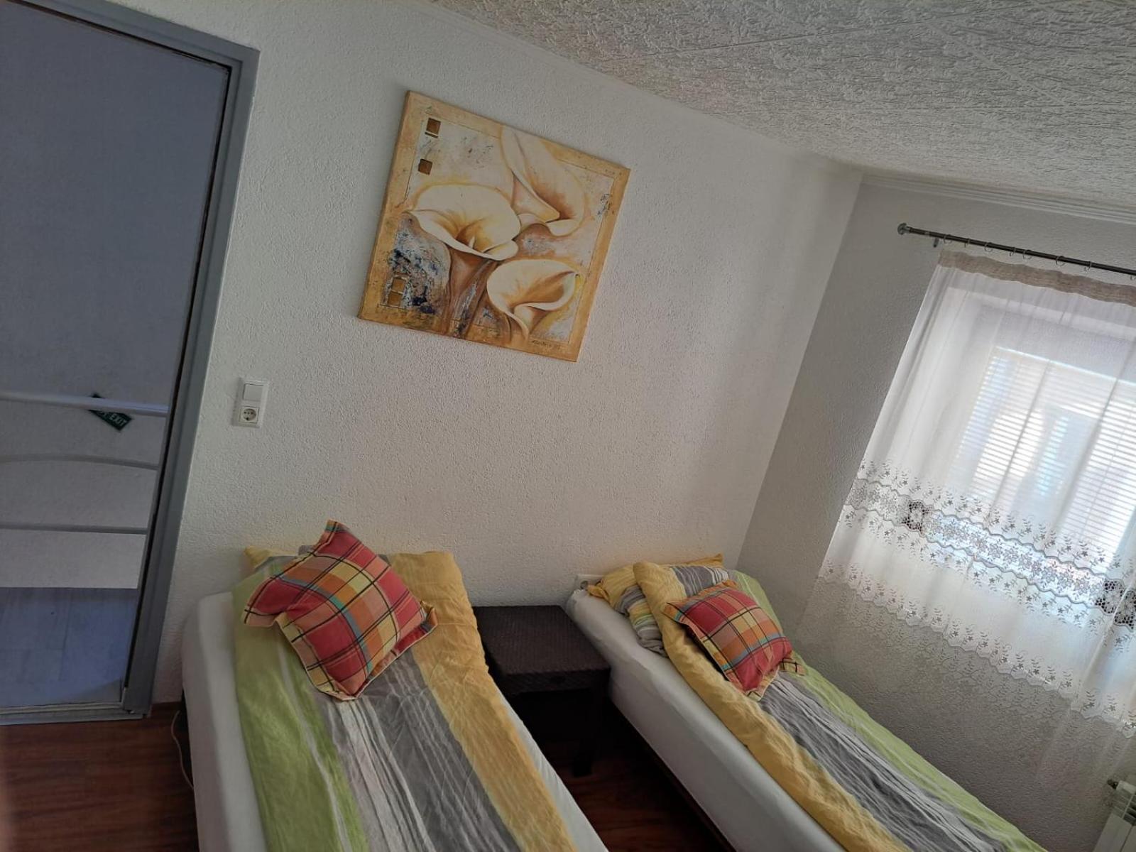 Apartmani Konta