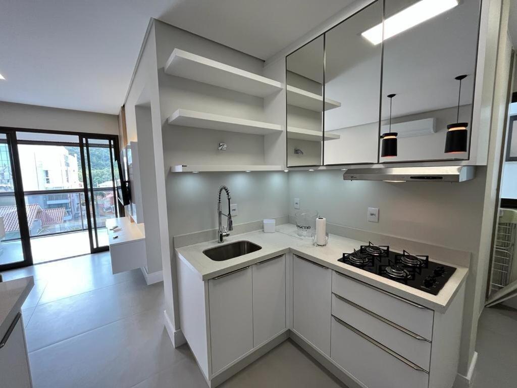Cód 90 · Apartamento a poucos passo do mar