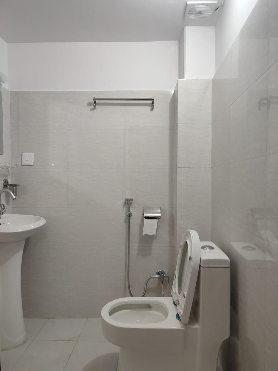 Fewa Apartment