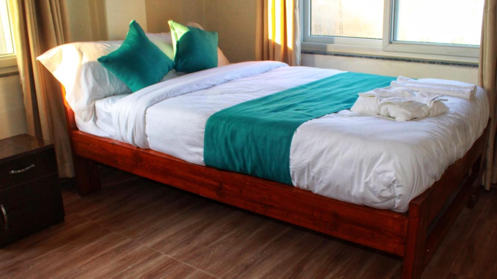 Fewa Apartment