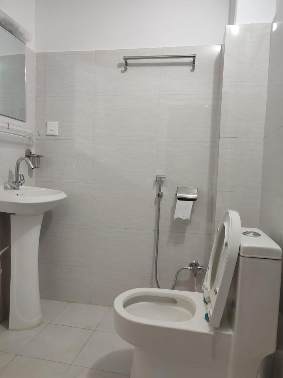 Fewa Apartment