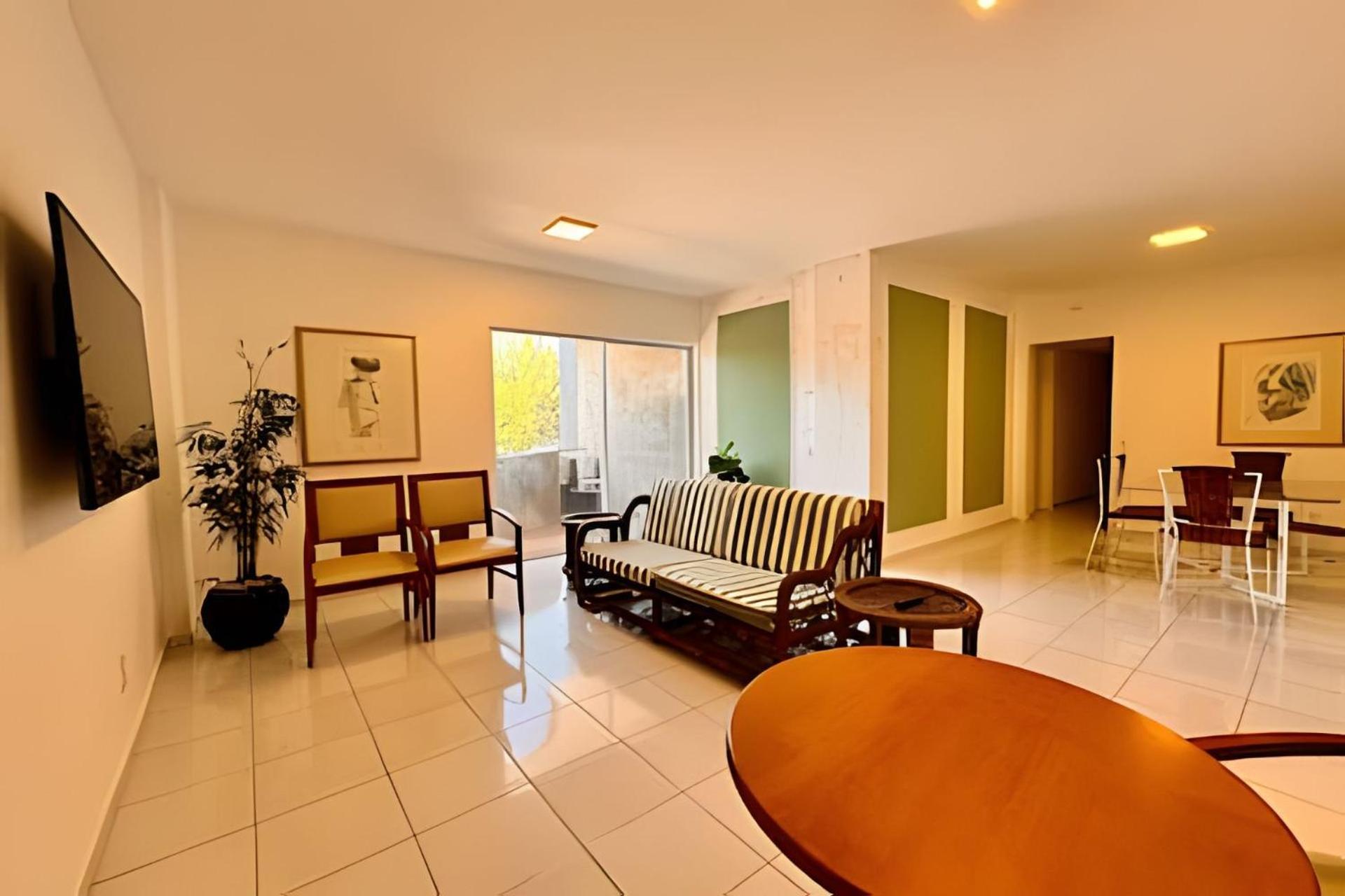 Apartamentos e Suítes na Praia