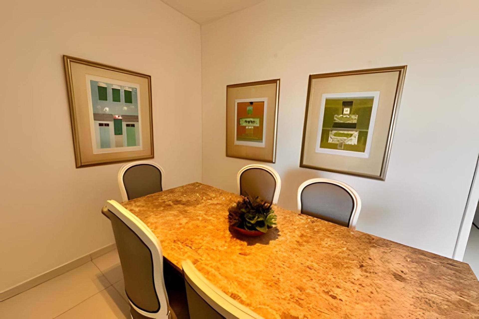 Apartamentos e Suítes na Praia