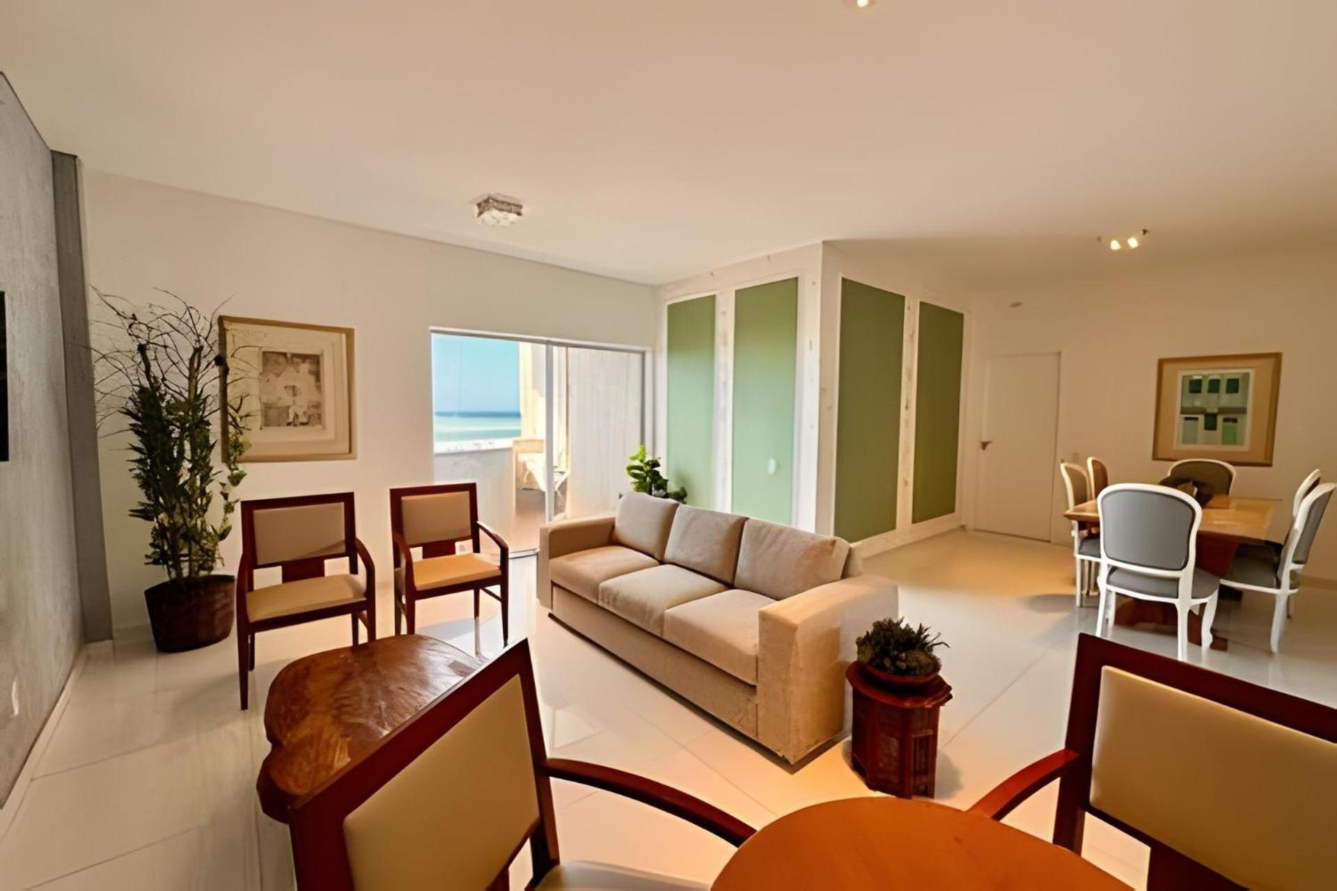 Apartamentos e Suítes na Praia