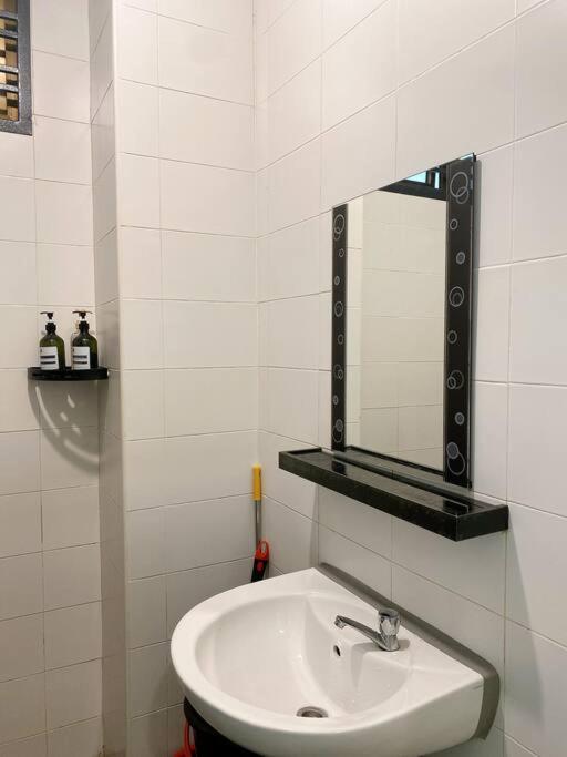 17# Muji Warm Suite Entire House - Mount Austin, JB