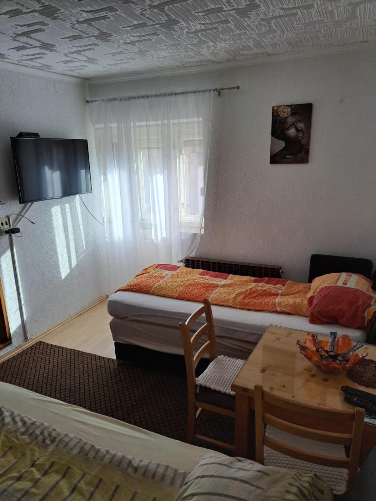 Apartmani Konta