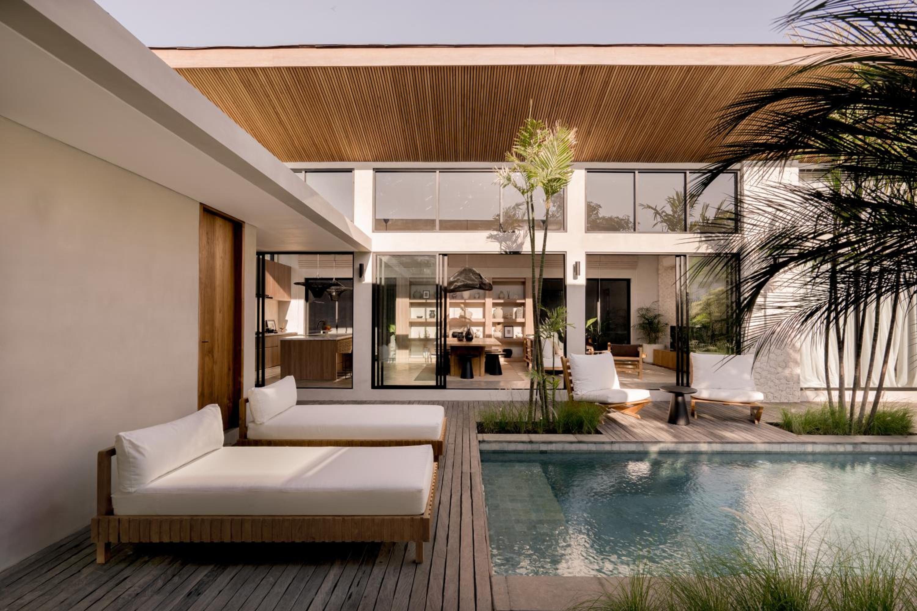Villa Zara Spacious, Chic and Classy 2 Bedroom Home 5 minutes from Uluwatu Cliff Edge view 3